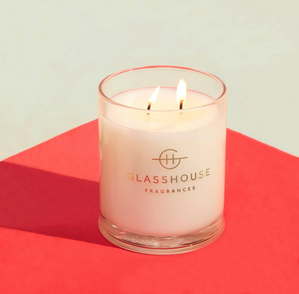 GLASSHOUSE Diving into Cyprus Sea Salt & Saffron Soy Candle 13.4 Oz