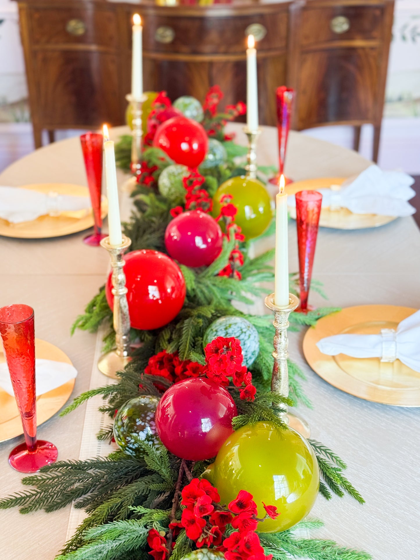 The Fleur Noel Christmas Tablescape Box