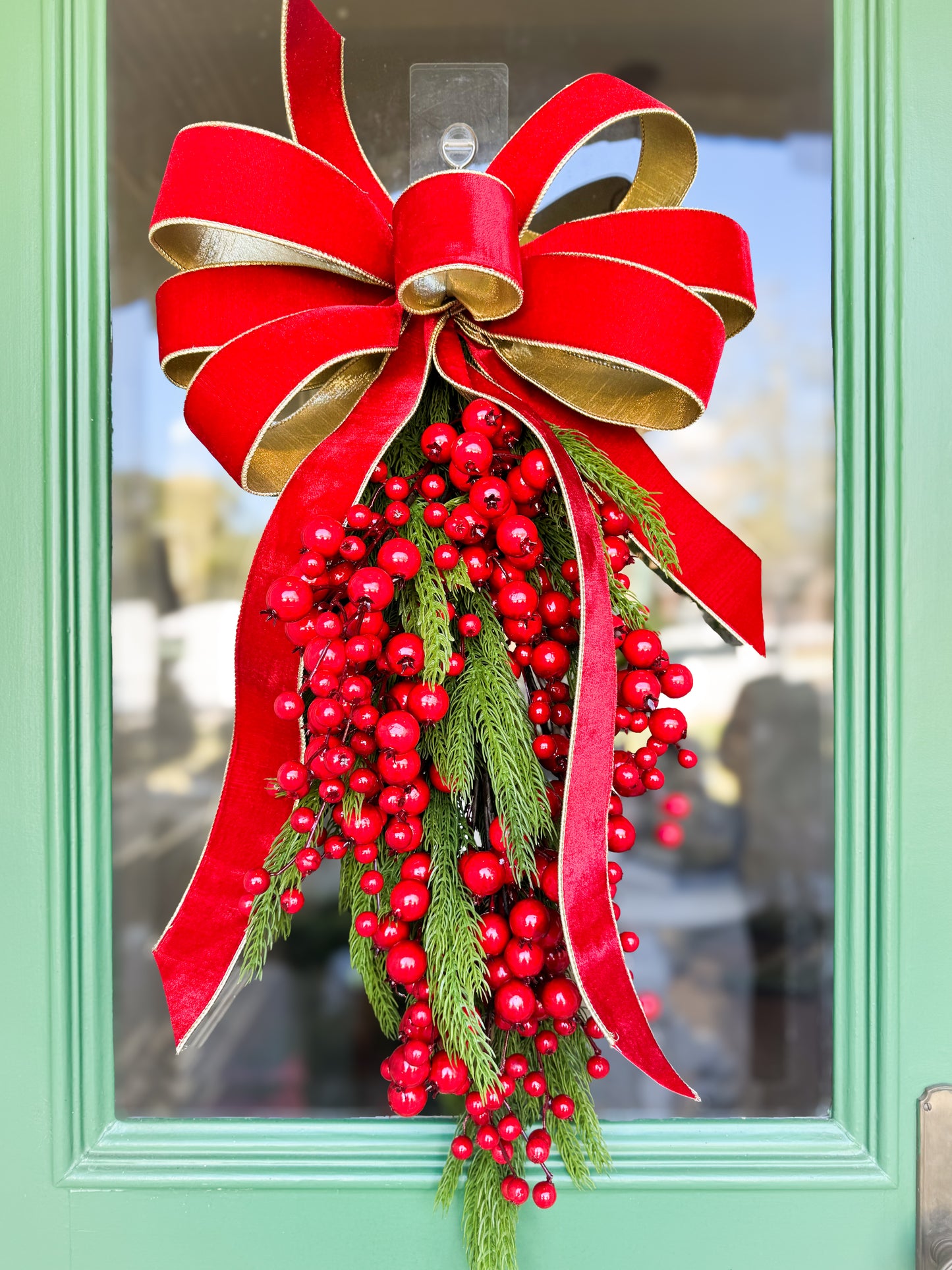 RL Noel Crimson Cascade Swag