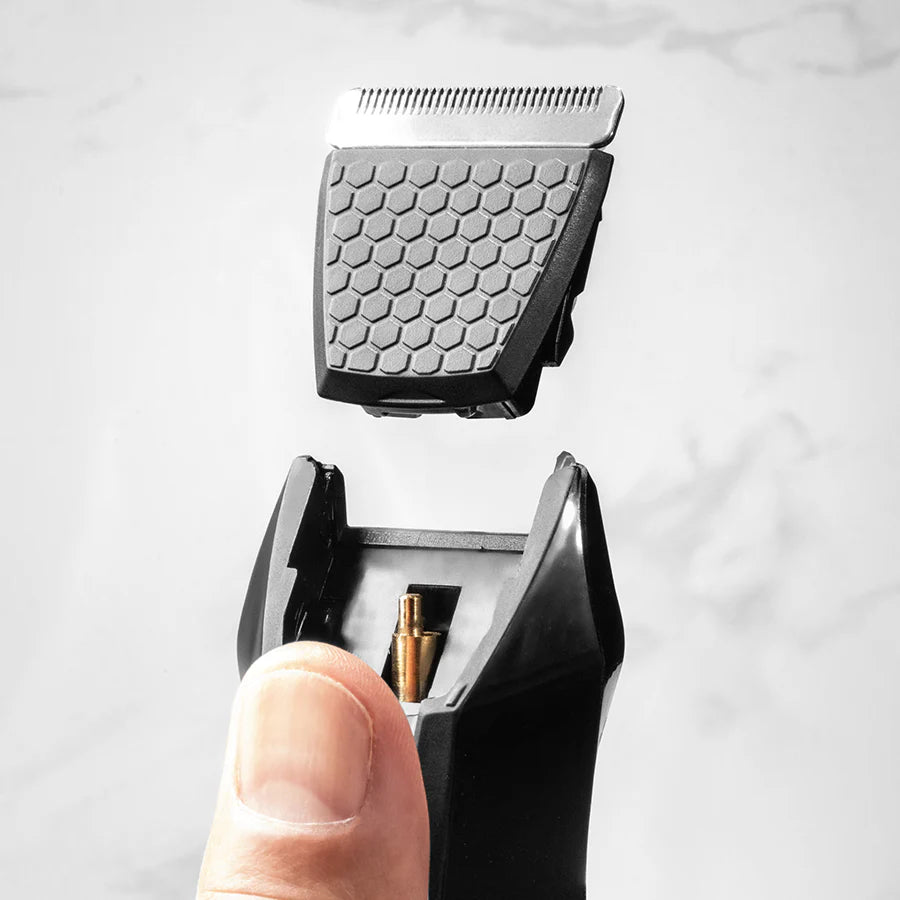 TOOLETRIES The Shearer groin & body hair trimmer + shower set