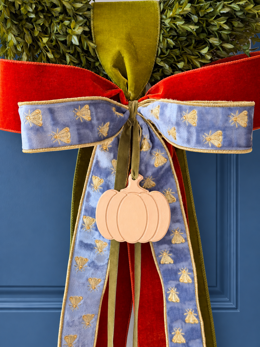 Bluebell & Bee Tea Leaf Wreath