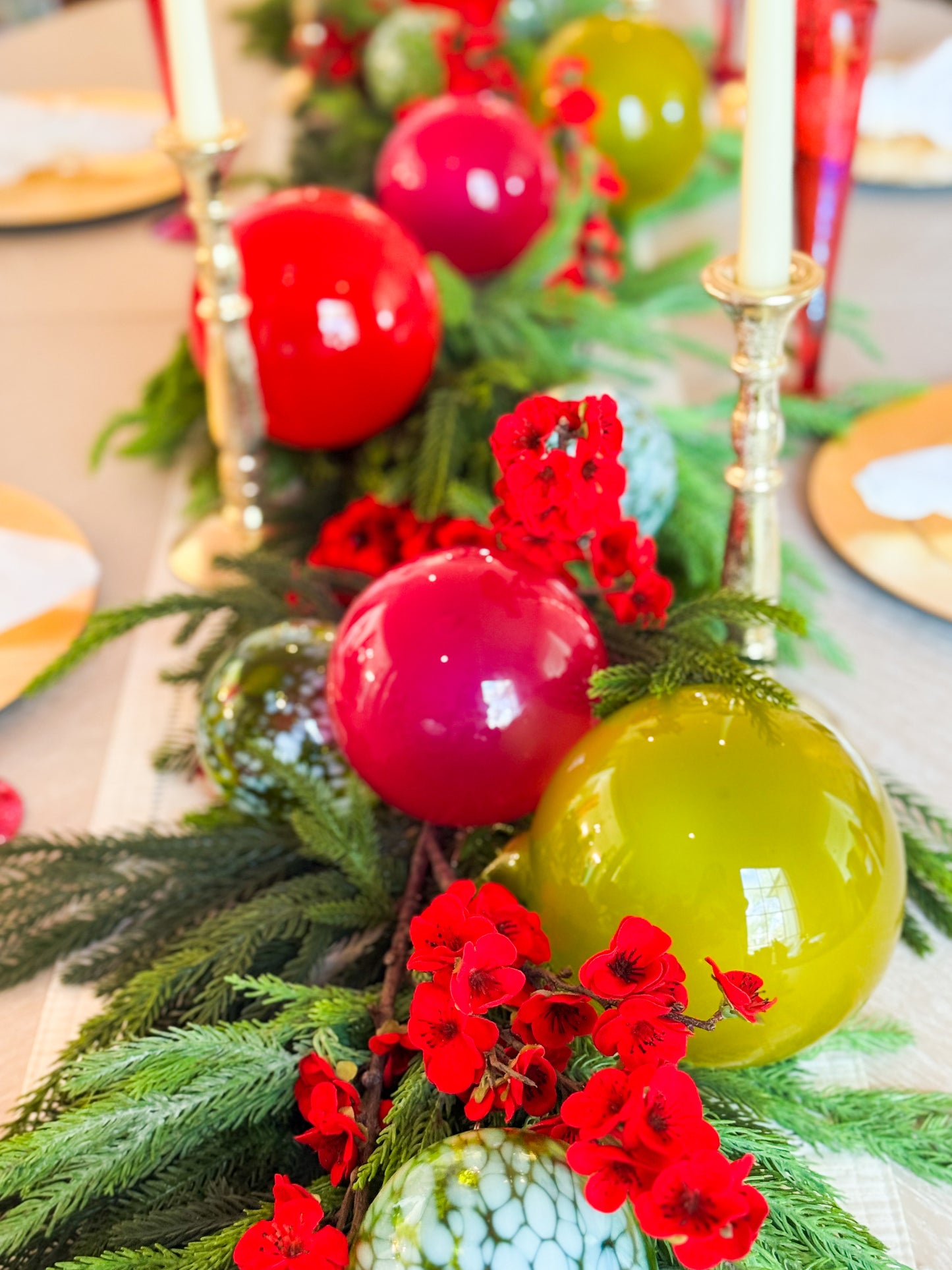 The Fleur Noel Christmas Tablescape Box