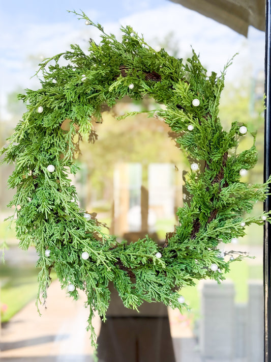 Cedar Pearl Wreath 24”