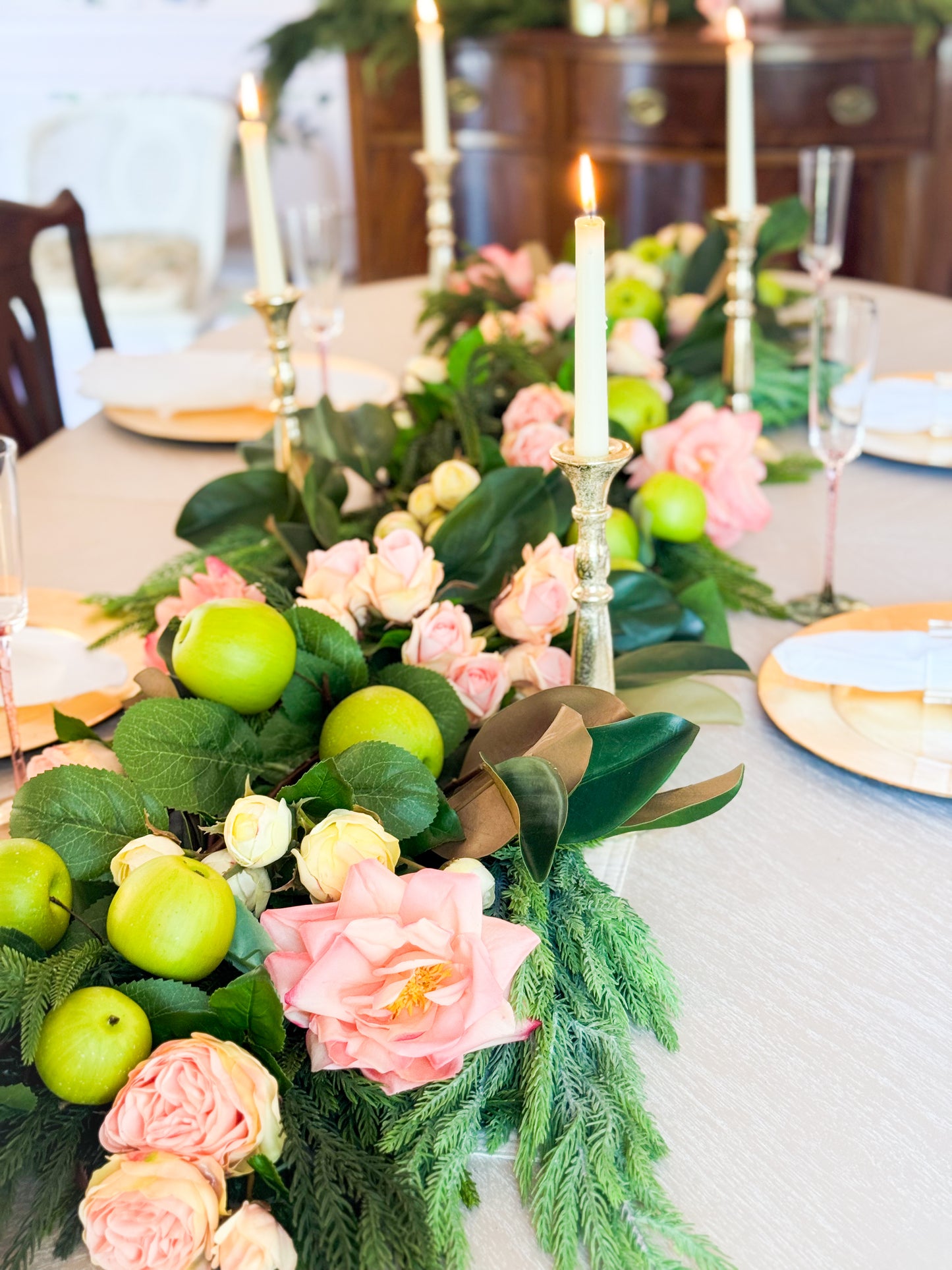 The Garden Noel Christmas Tablescape Box