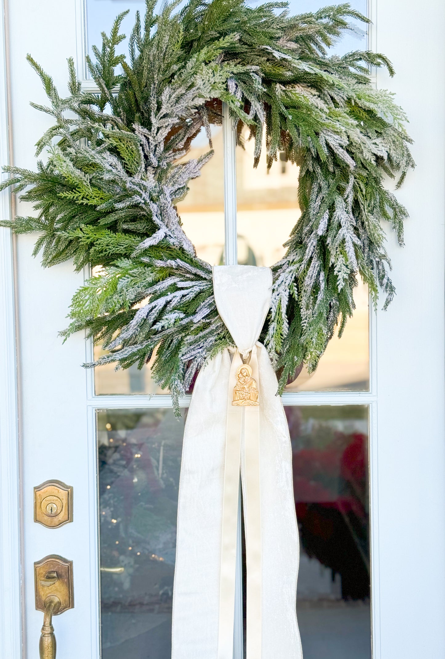 Emmanuel Wreath And Sash With Madonna And Child Ornament No