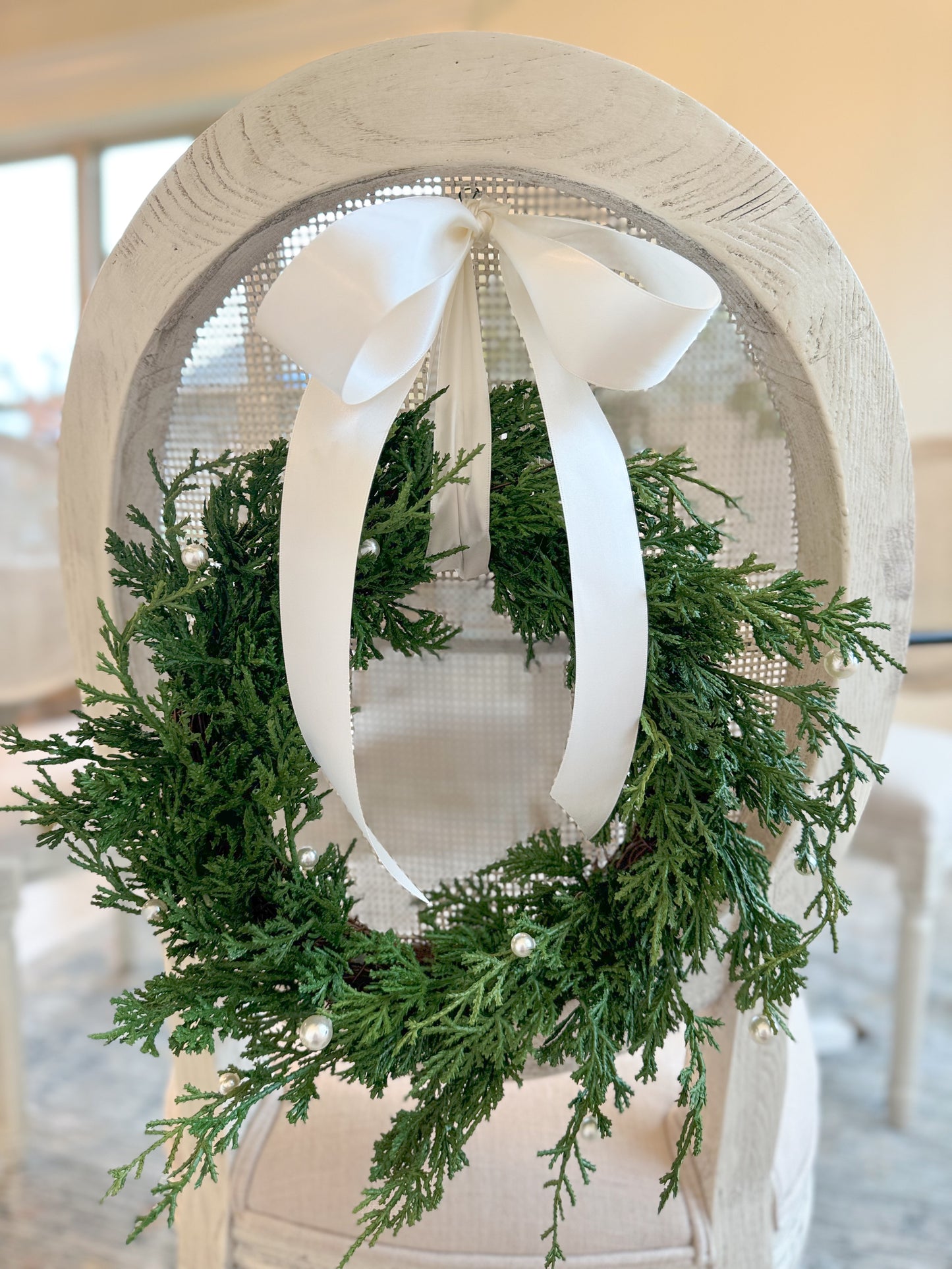 Petite Cedar Pearl Wreath 14”
