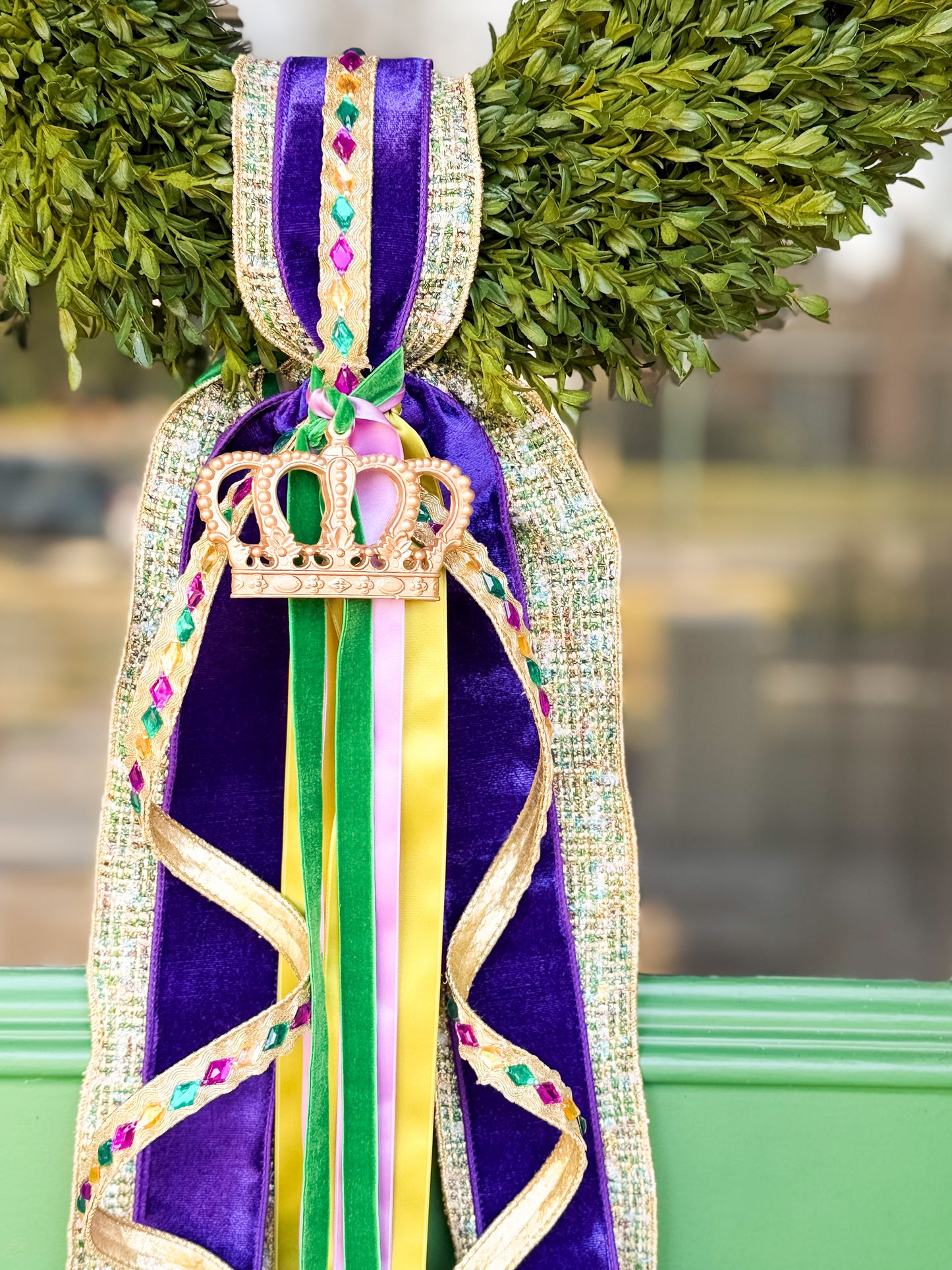 Maison de Mardi Gras Tea Leaf Wreath