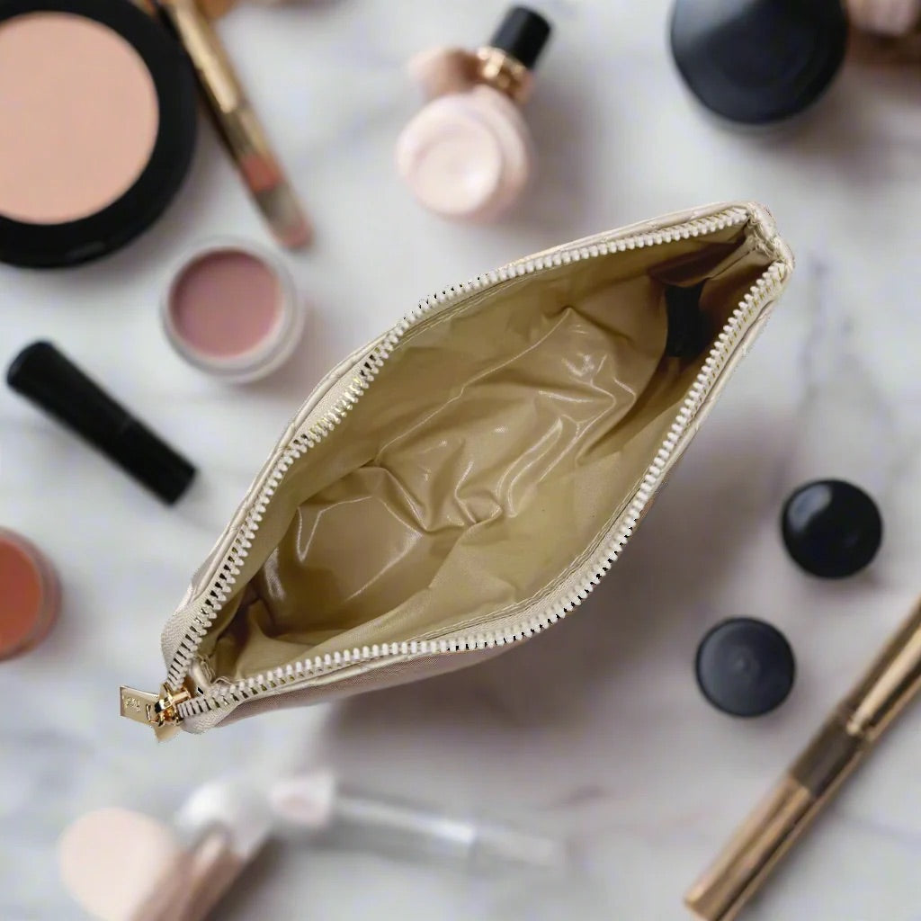 Sleek Stash Go-To-Case - Pearl Quilted