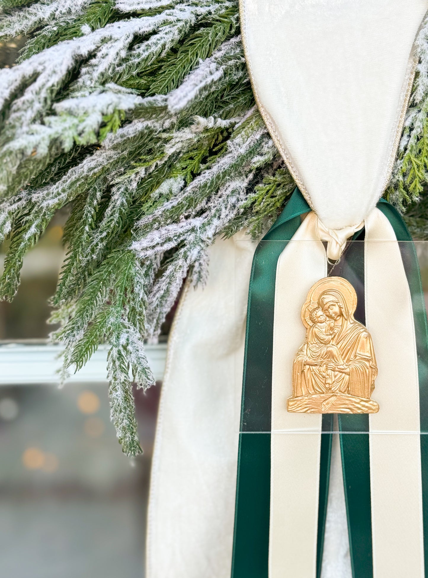 Emmanuel Wreath And Sash With Madonna And Child Ornament
