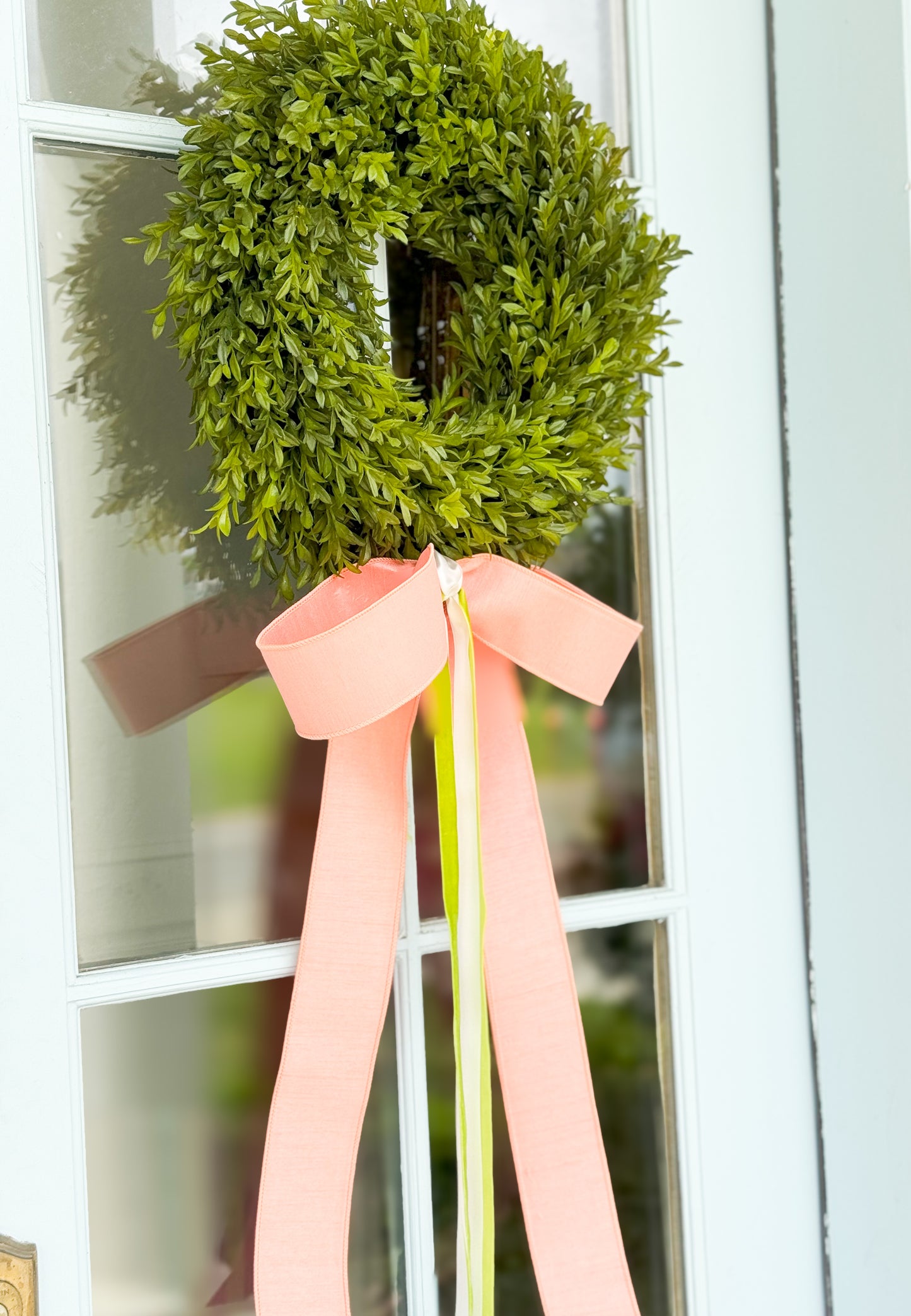 Peach Fuzz Blissful Bow Tea Leaf Wreath
