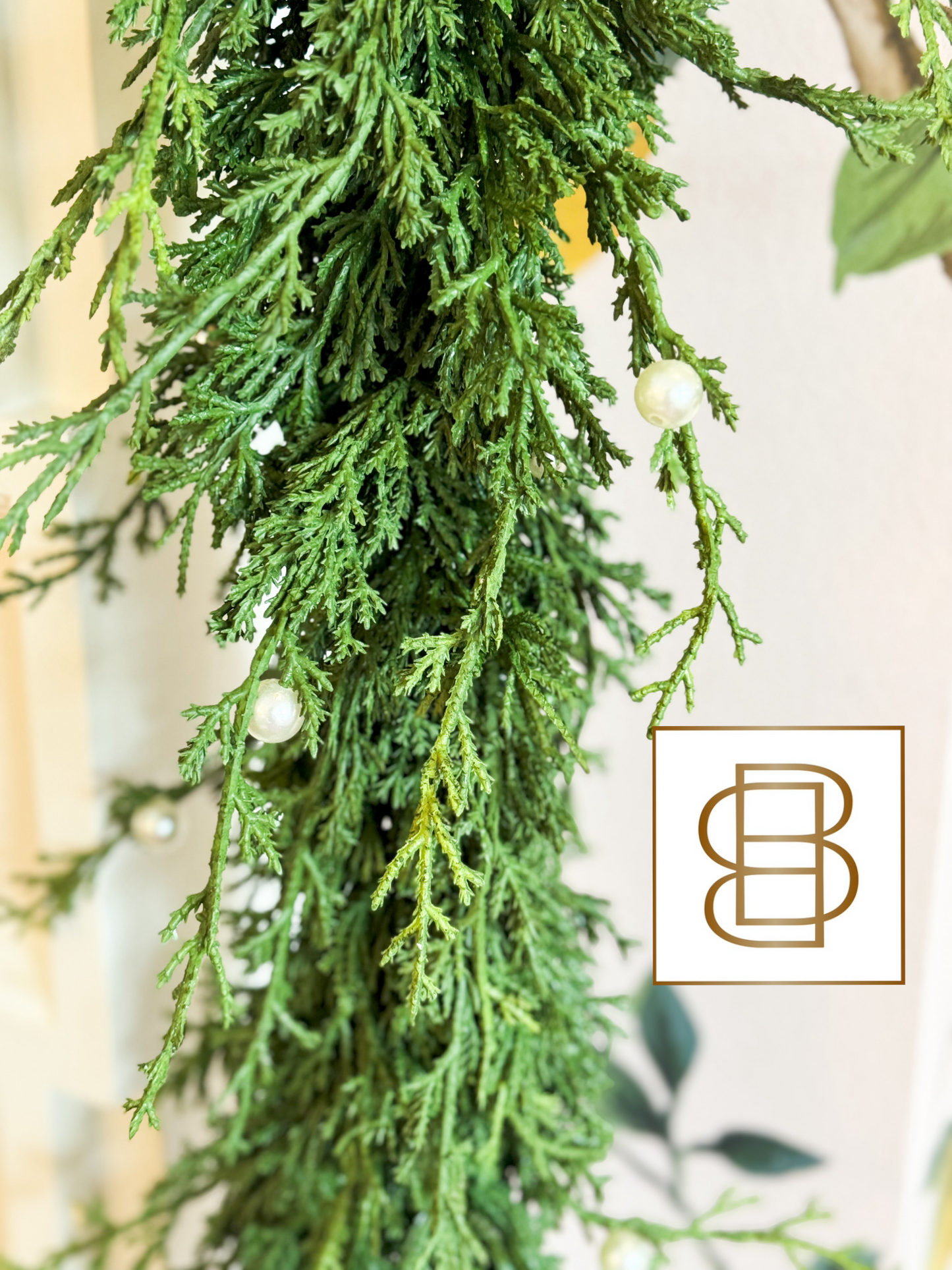 Cedar Pearl Garland