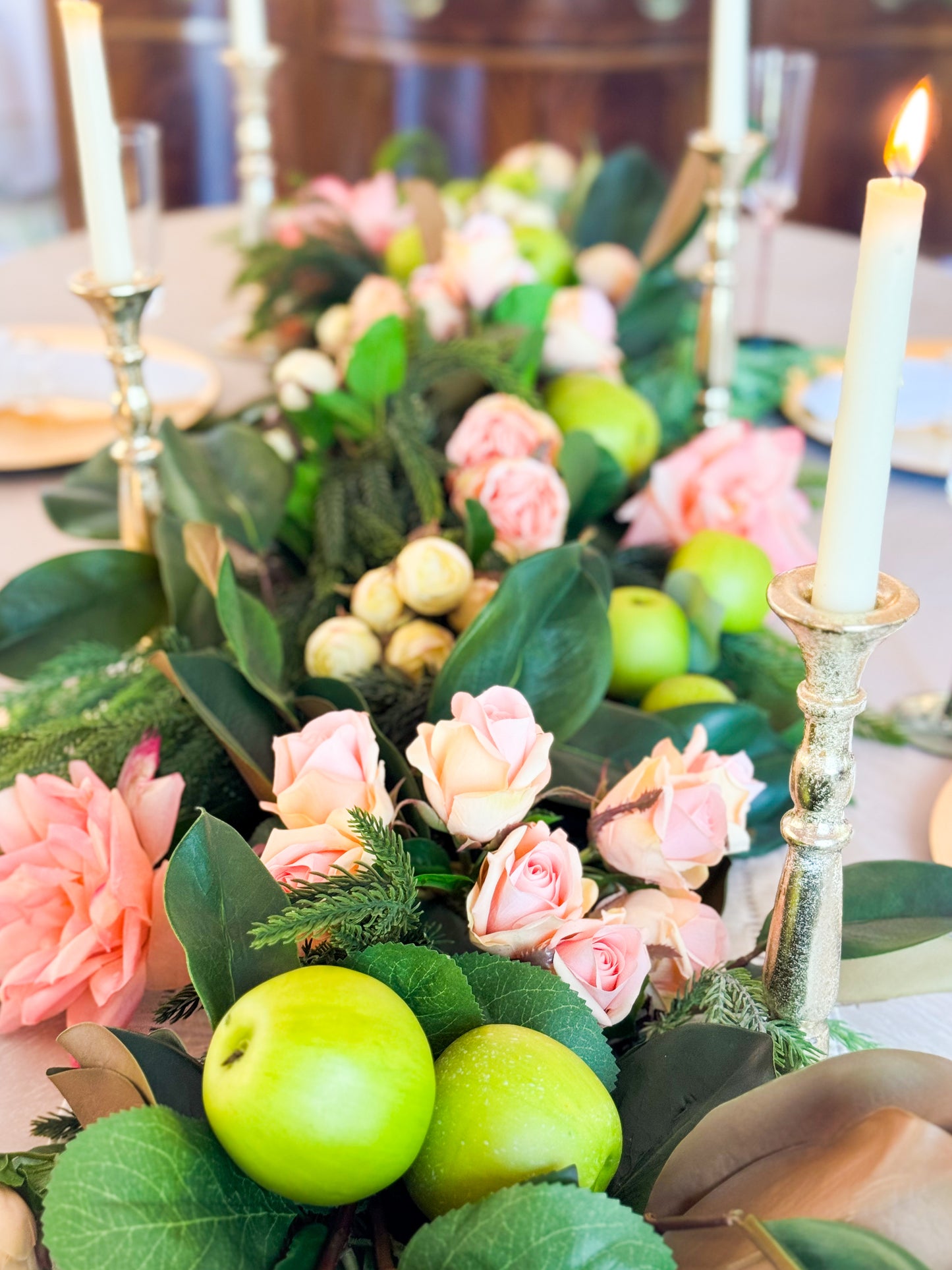 The Garden Noel Christmas Tablescape Box