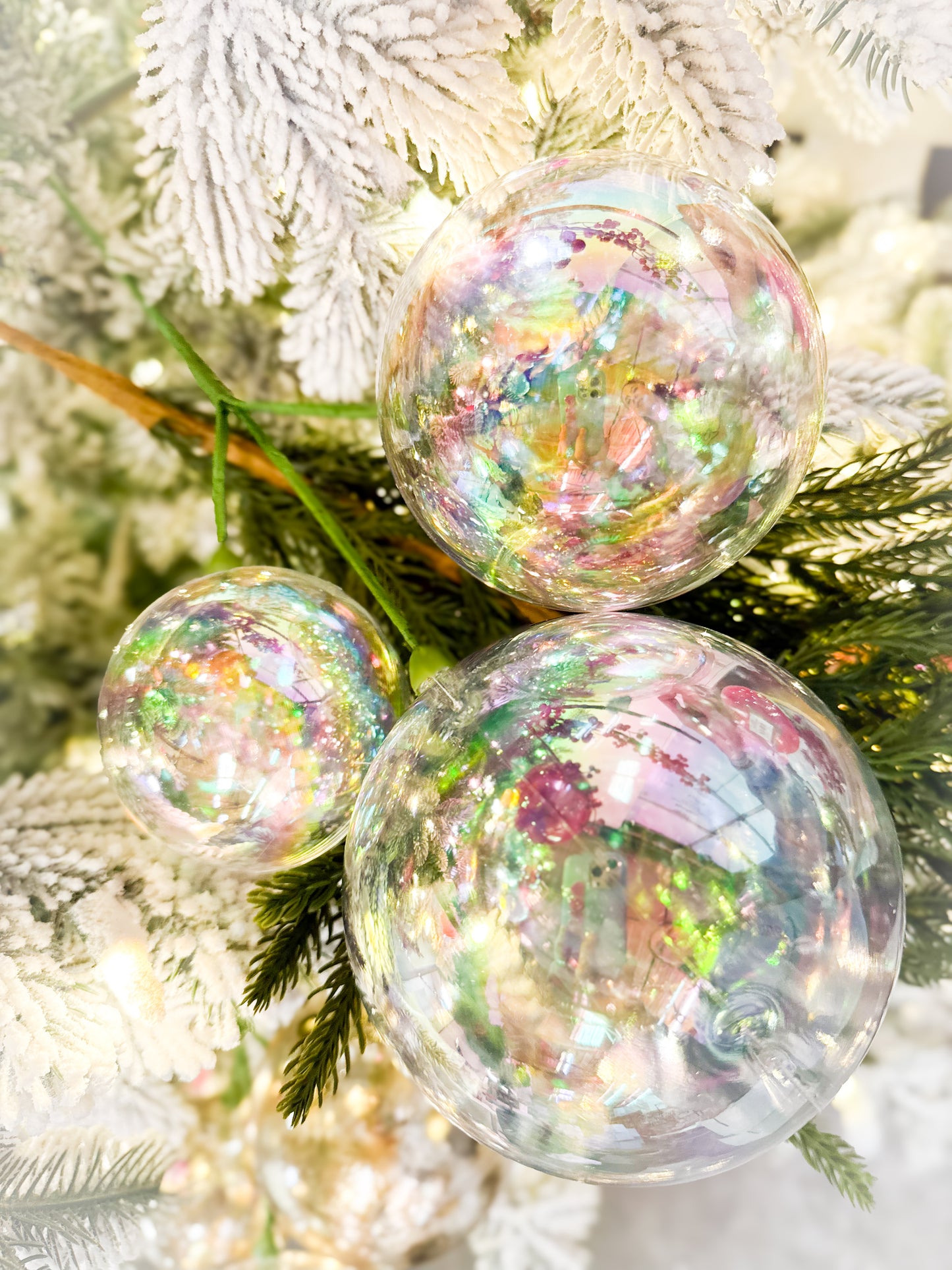 Iridescent Bubble Trio Pick