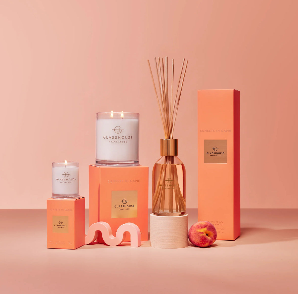 GLASSHOUSE Sunsets in Capri White Peach and & Sea Breeze Fragrance Diffuser 8.4 Oz