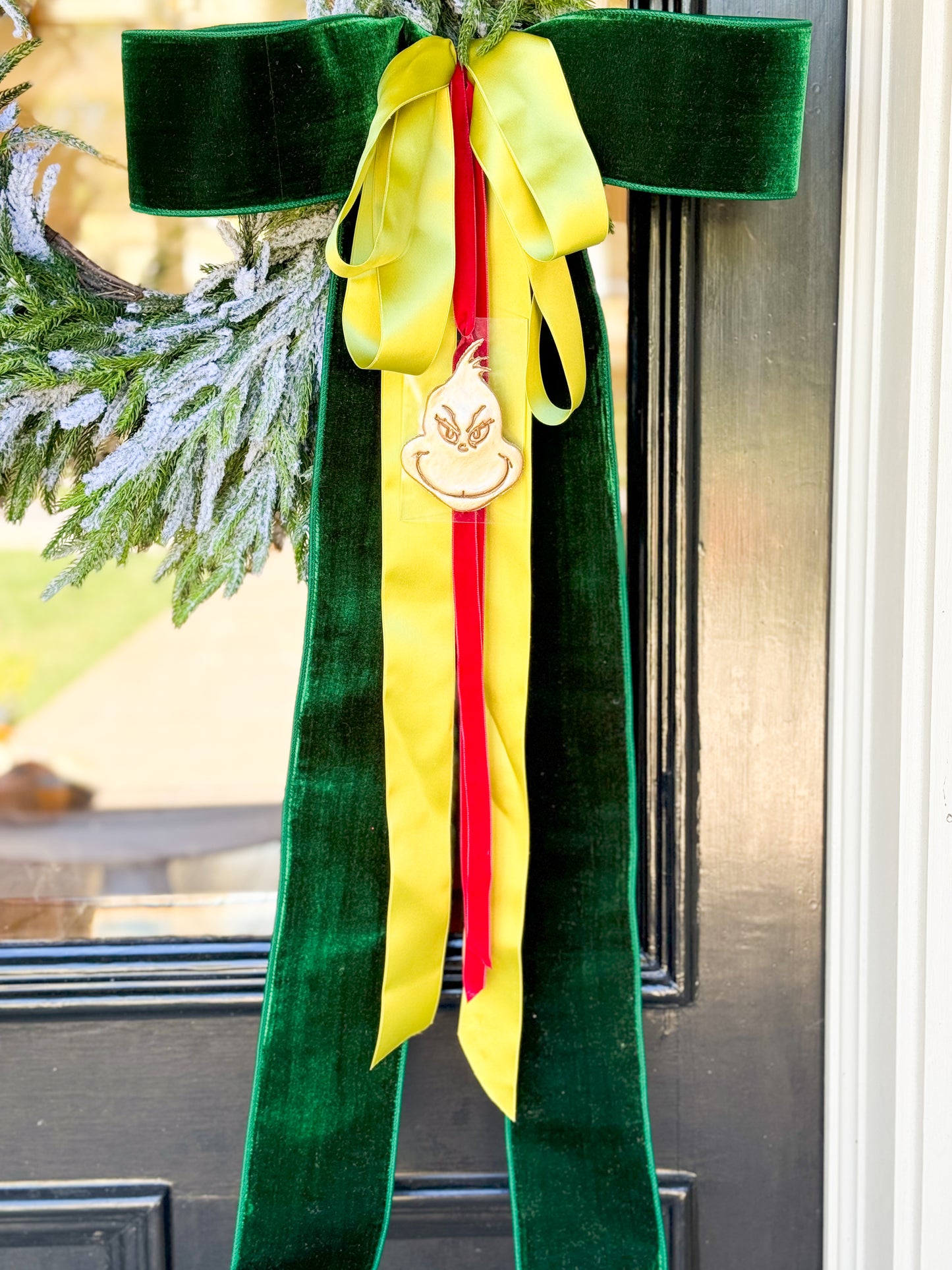 The Grinch Wreath With Bow