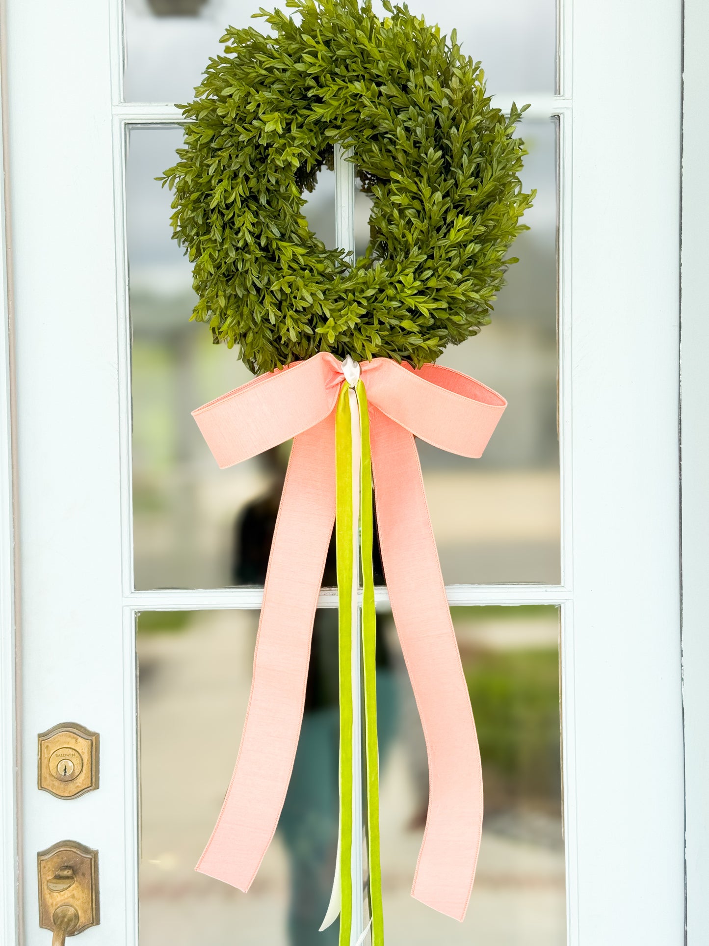 Peach Fuzz Blissful Bow Tea Leaf Wreath