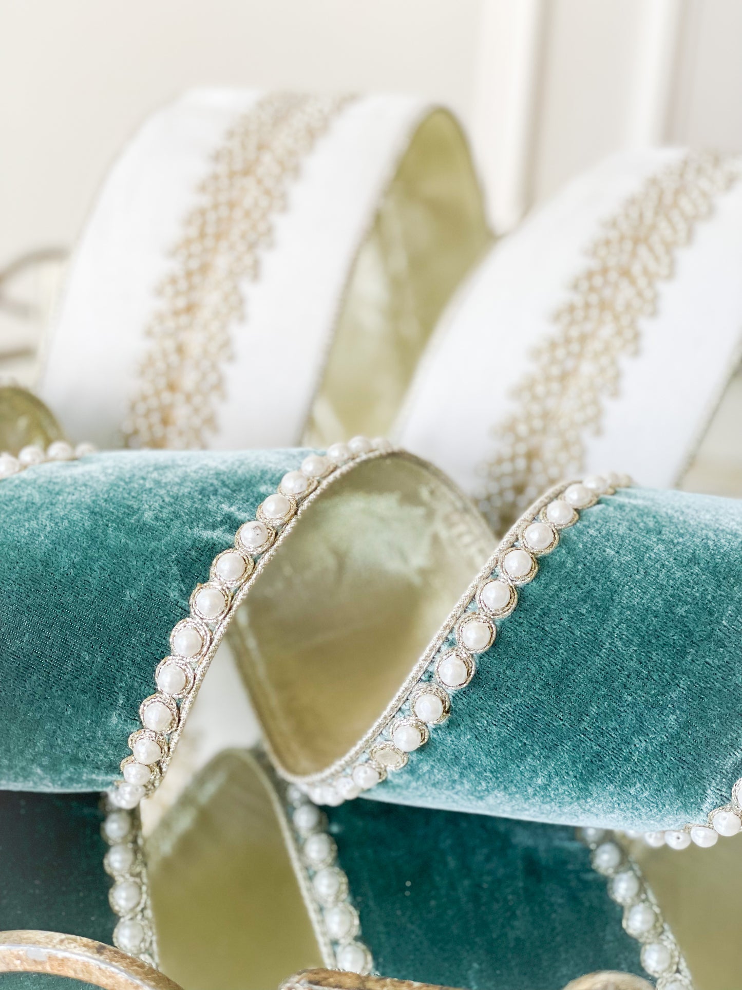 Ivory Royal Pearl Vine Velvet Ribbon