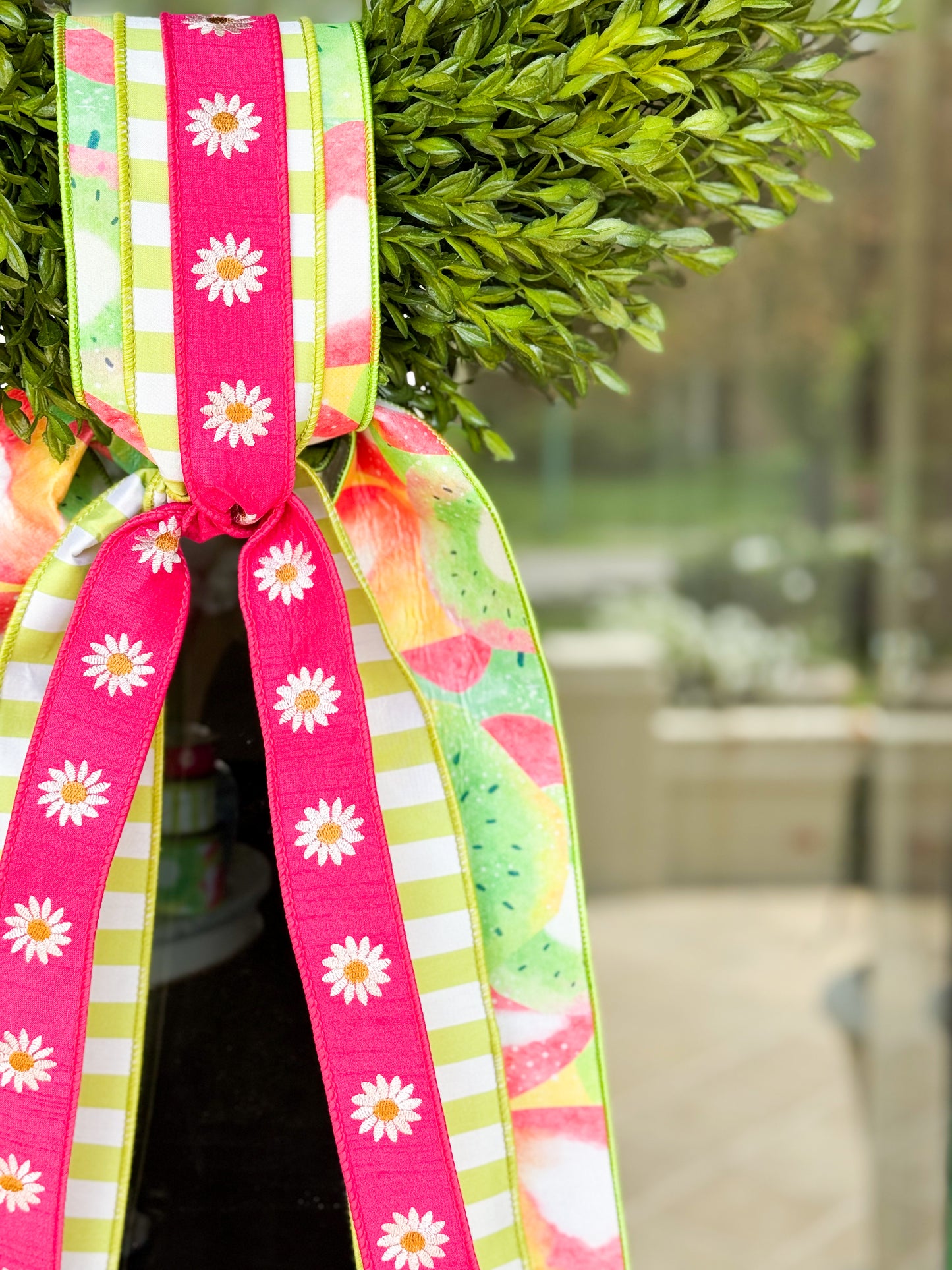 The Daisy Fresh And Fruity Tea Leaf Wreath