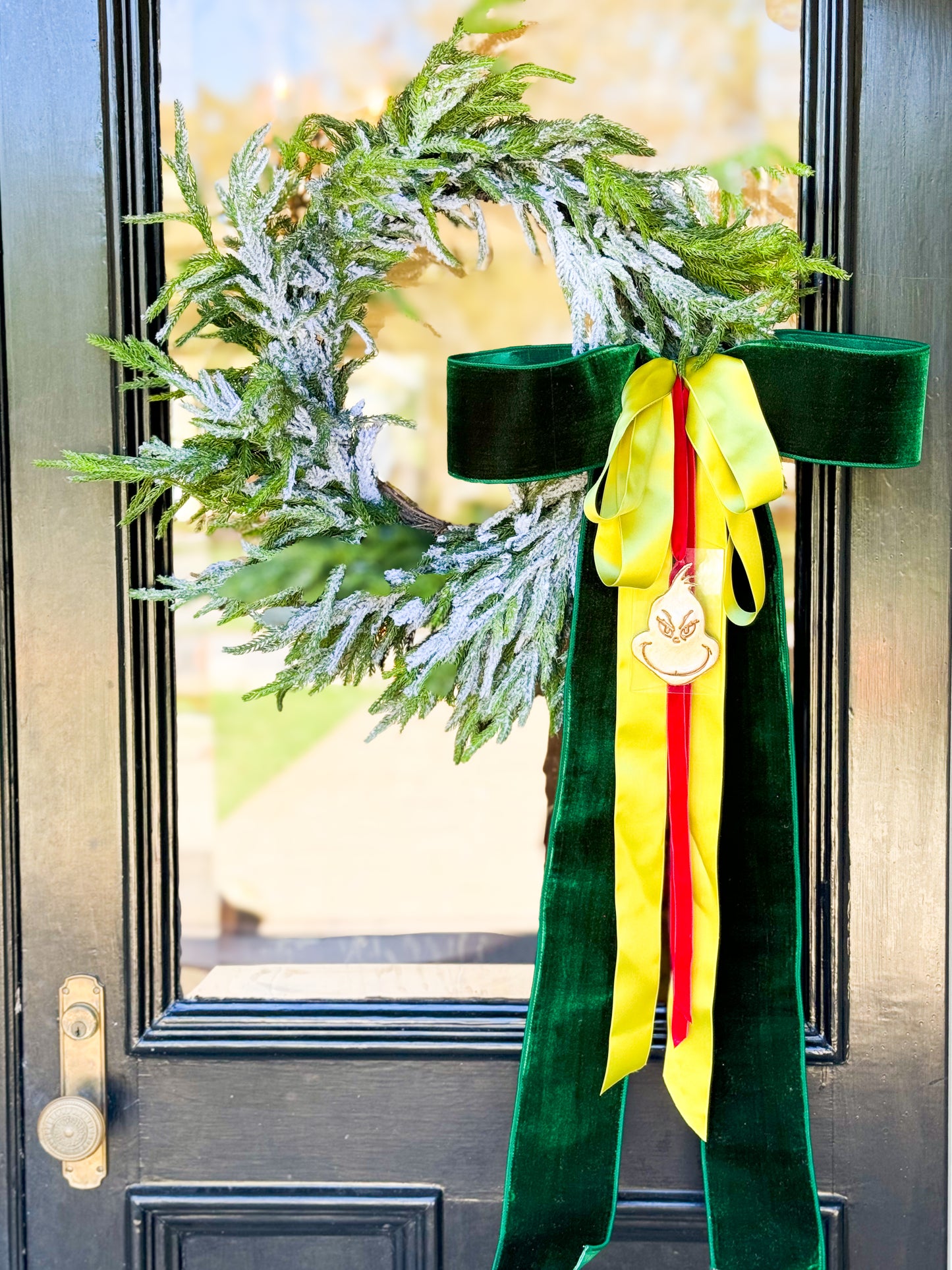 The Grinch Wreath With Bow