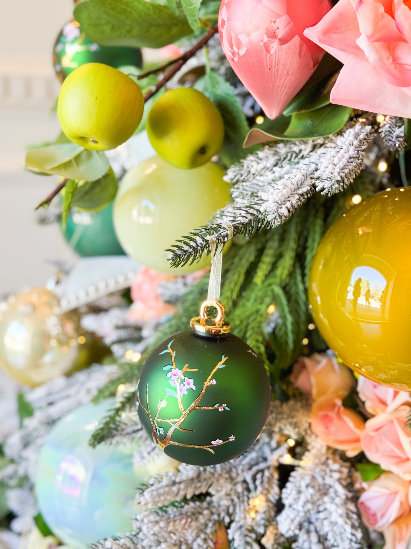 The Garden Noel Christmas Ornament Box