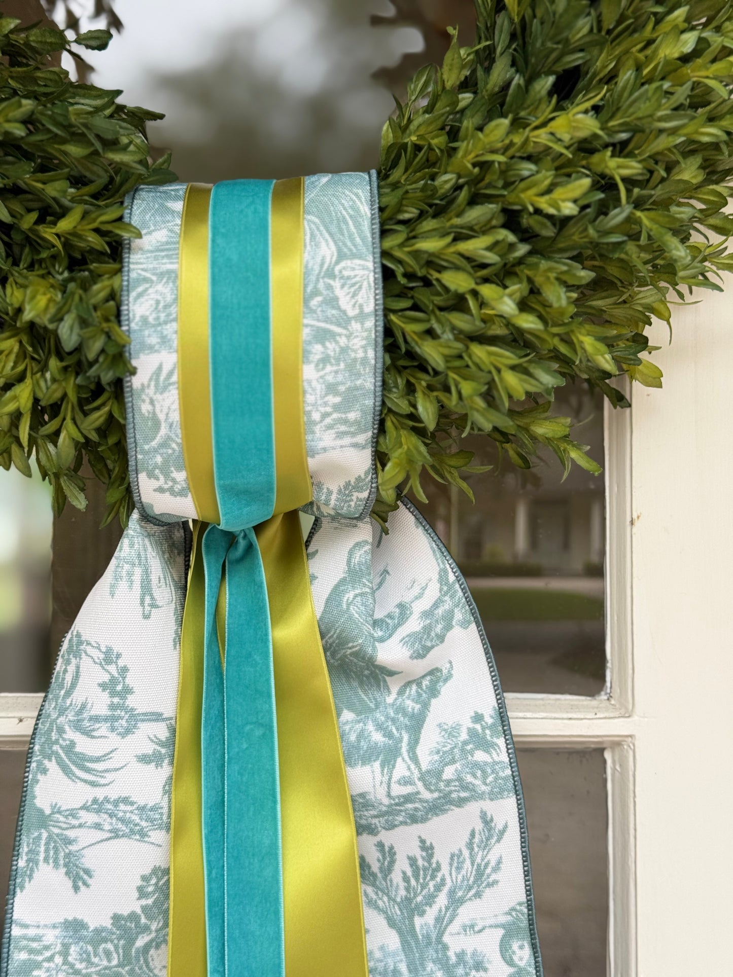 Garden Estate Toile Tea Leaf Wreath & Sash
