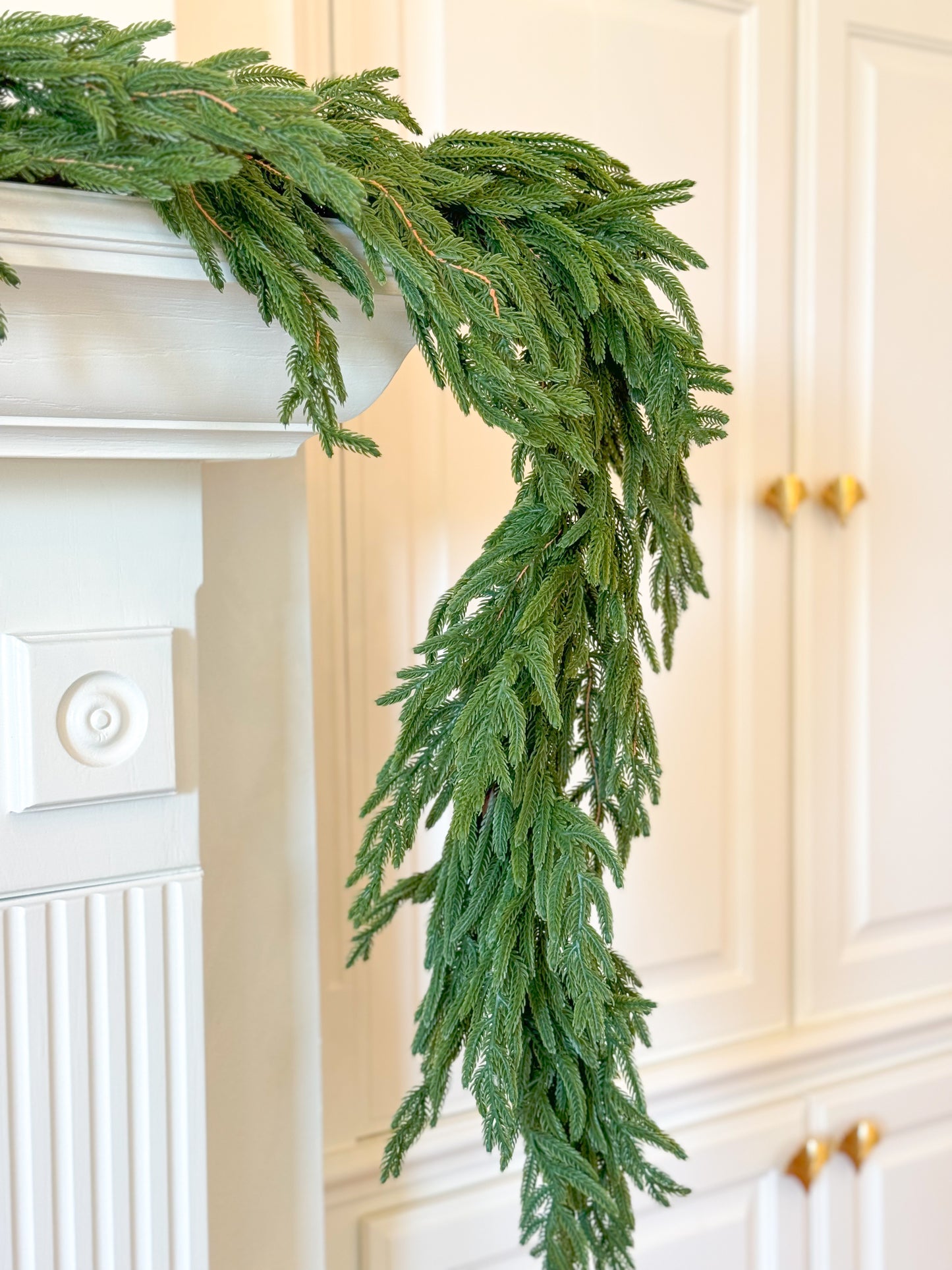 Norfolk Garland
