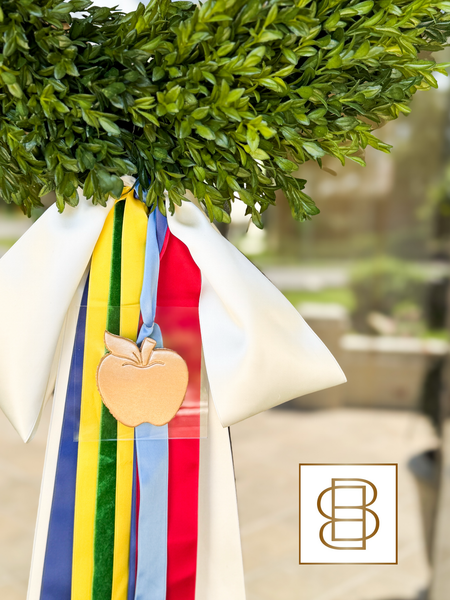 The Backpack And Bows Tea Leaf Wreath