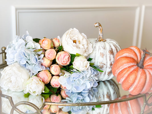 Blue Hues And Harvest Petite Blanc Box