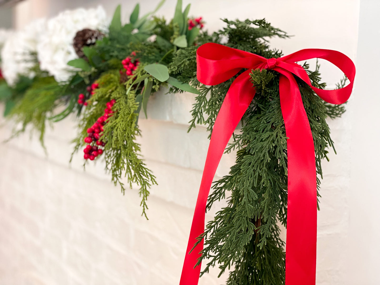 The Deck The Halls Blanc Box