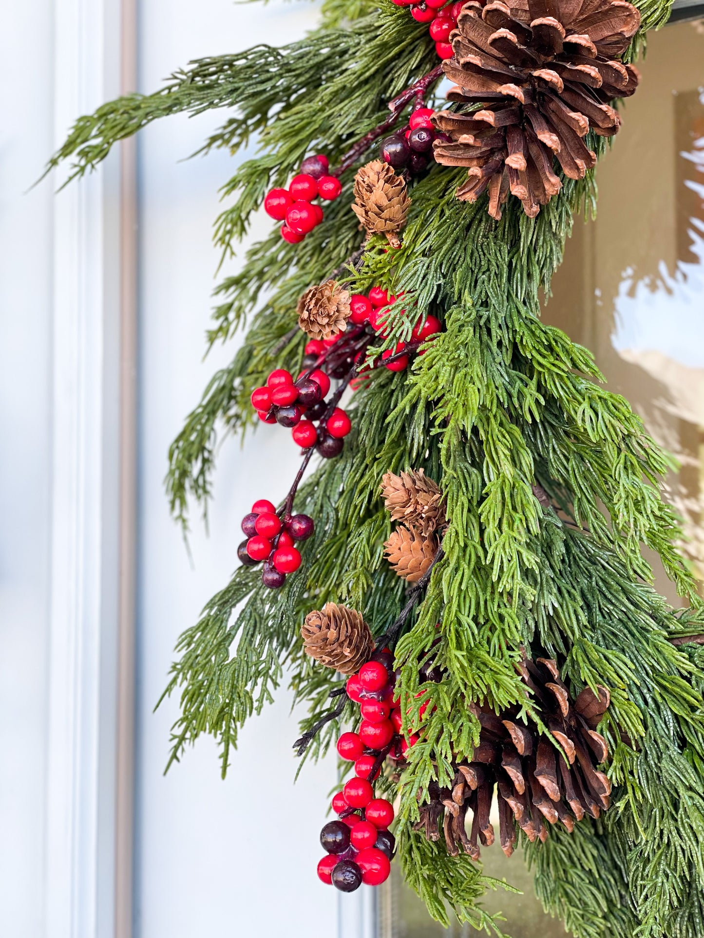 Cedar Berry Pinecone Wreath