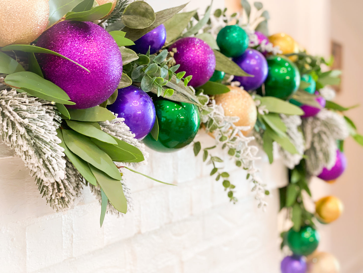 Mardi Gras Ornament Garland