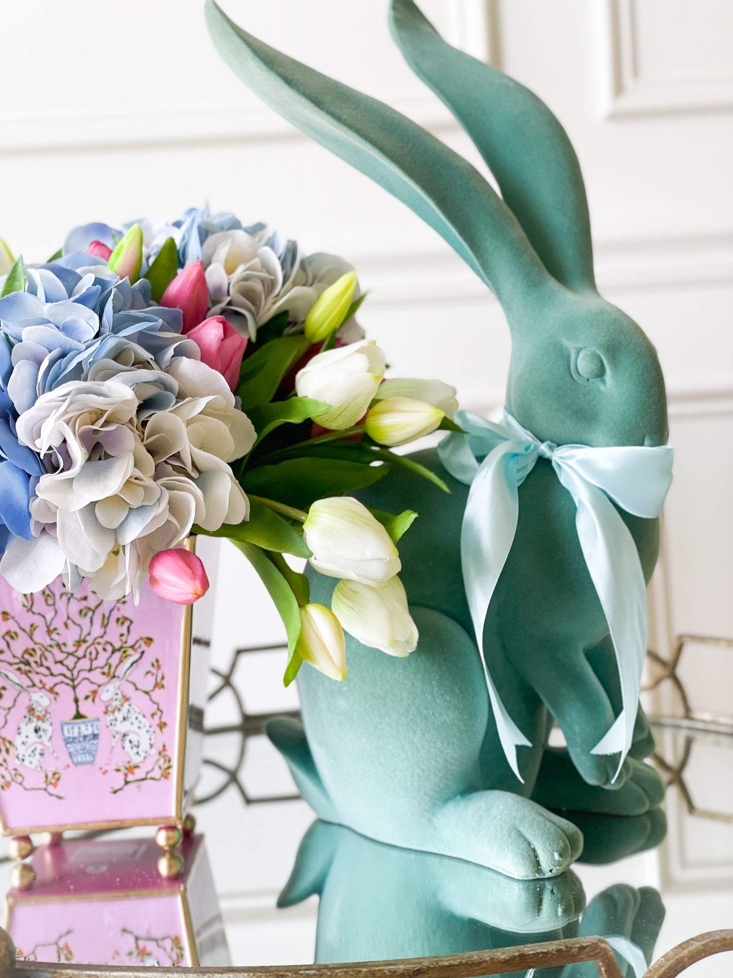 Pink Paige Gemmel Bunnies Cachepot