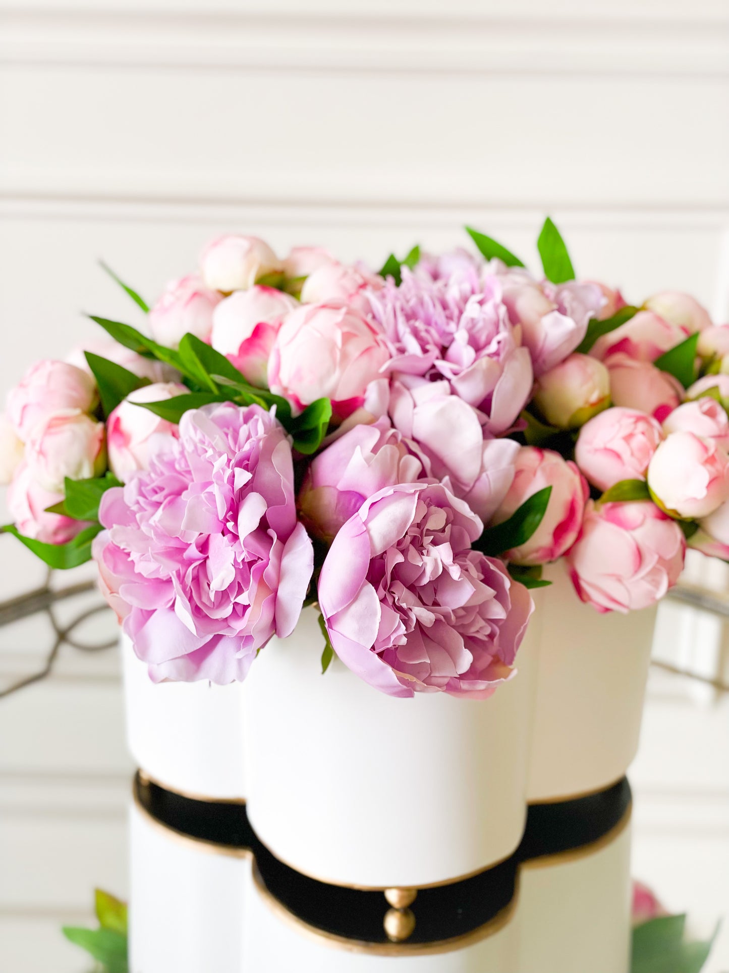 White Clover Cachepot