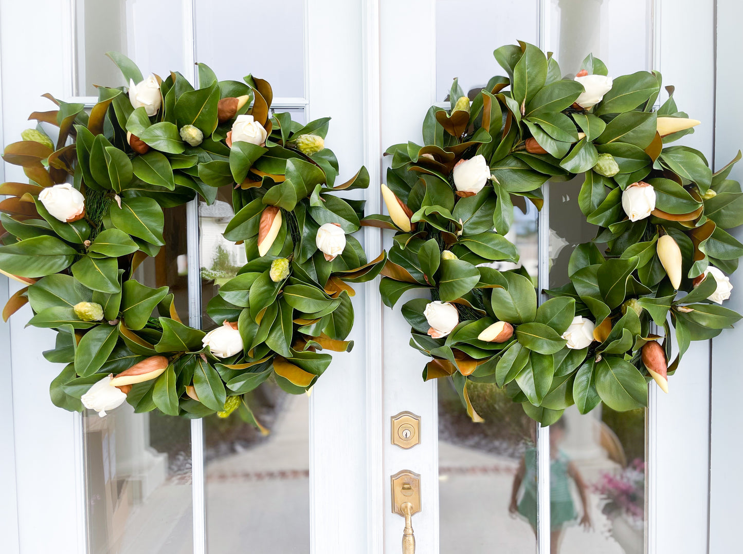 Lux Magnolia Bud Wreath
