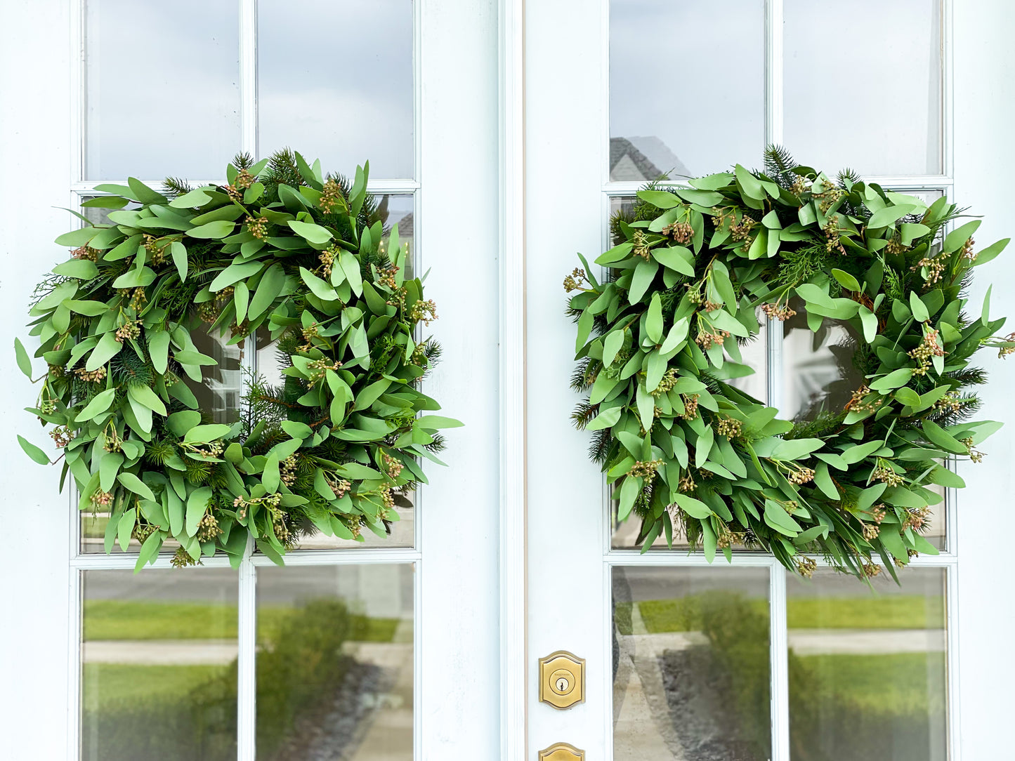 Long Eucalyptus and Pine Wreath