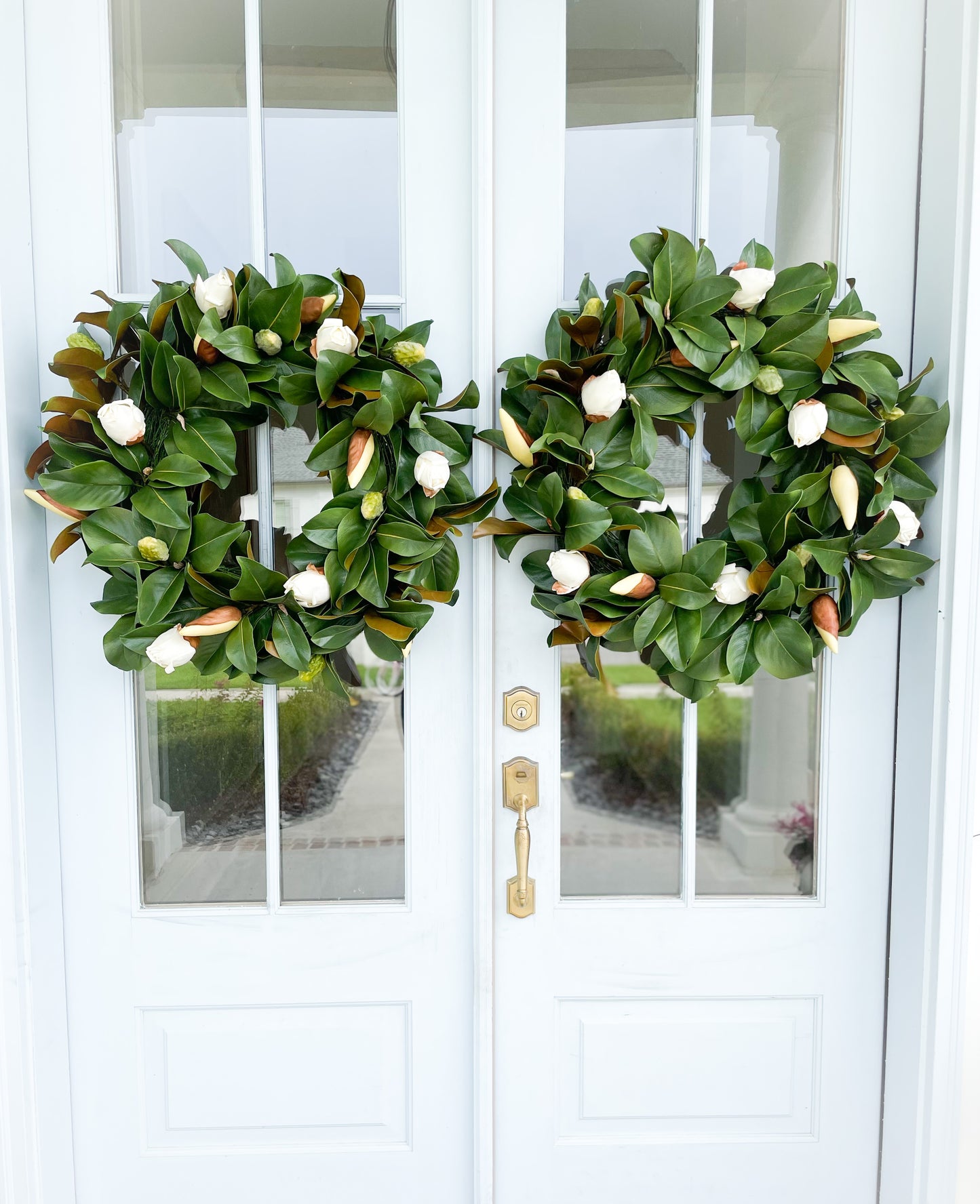 Lux Magnolia Bud Wreath