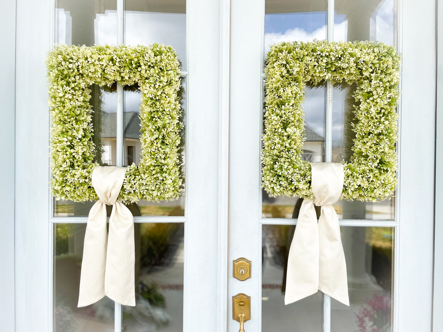 Cream And Green Boxwood Rectangle Wreath