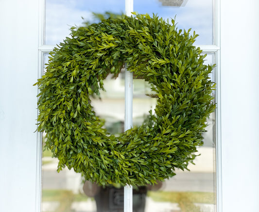 18” Round Tea Leaf Wreath