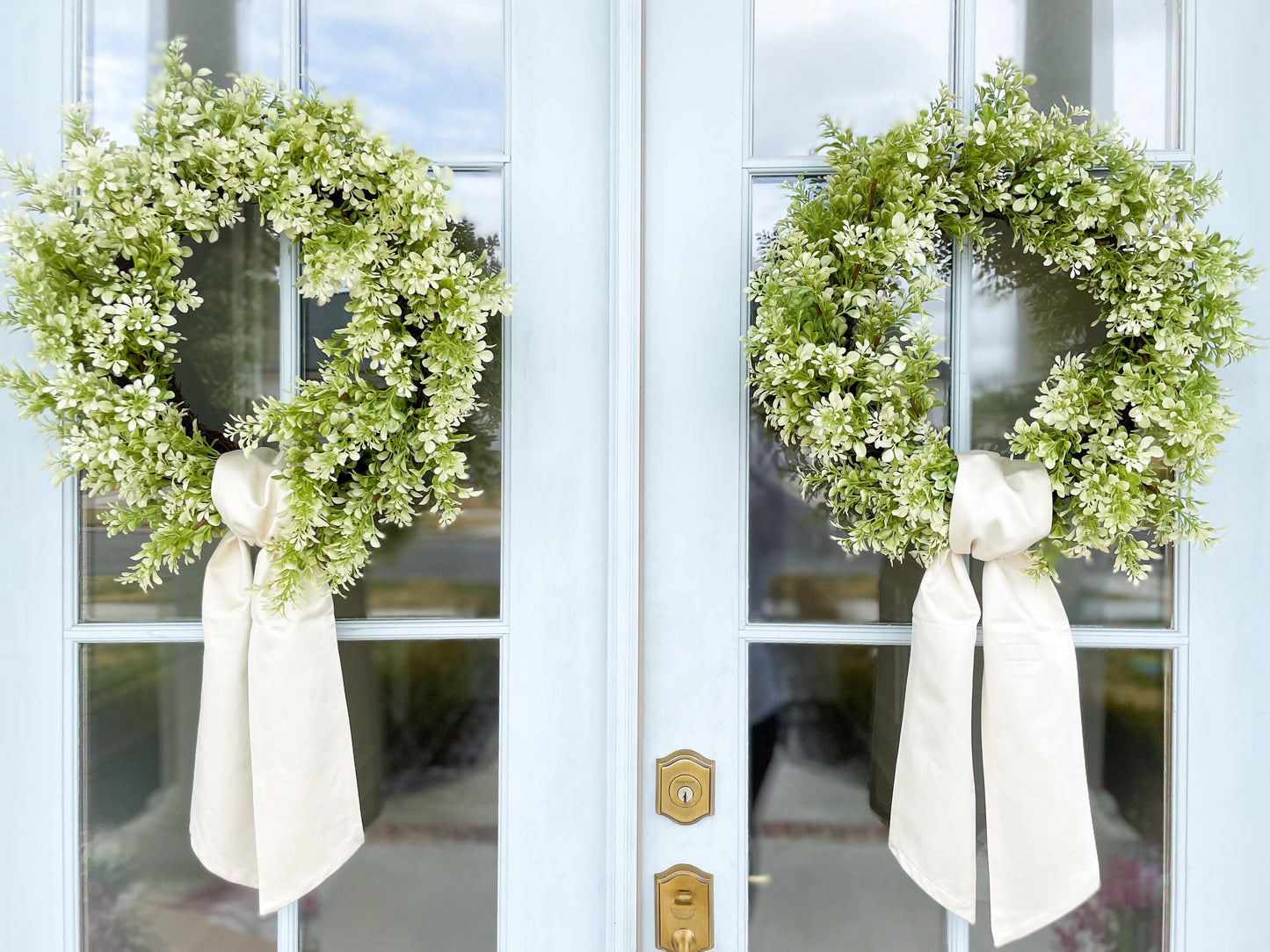 Cream And Green Boxwood Wreath