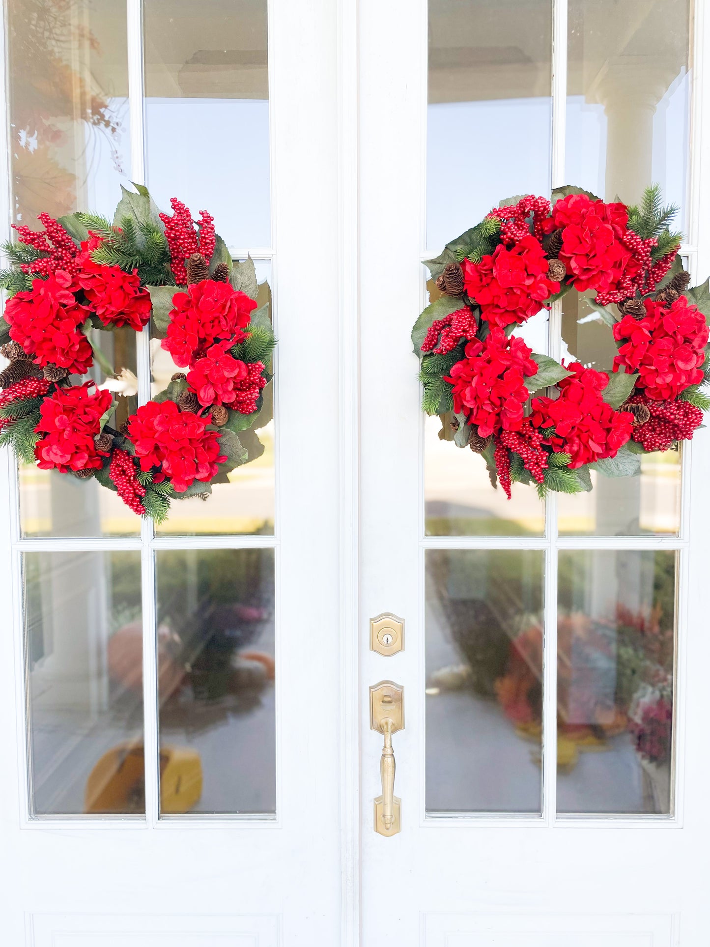 Red Velvet Hydrangea Berry Wreath
