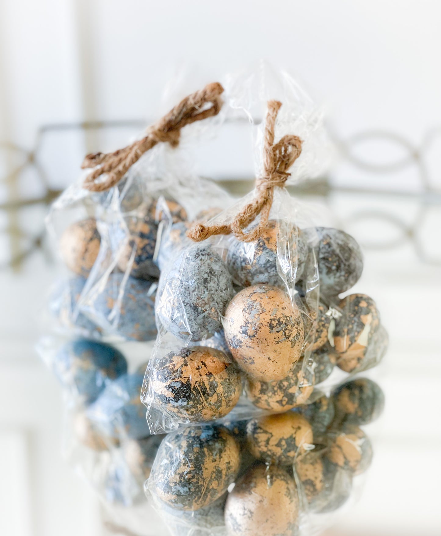 Bag Of 12 Gilded Bloomsbury Eggs