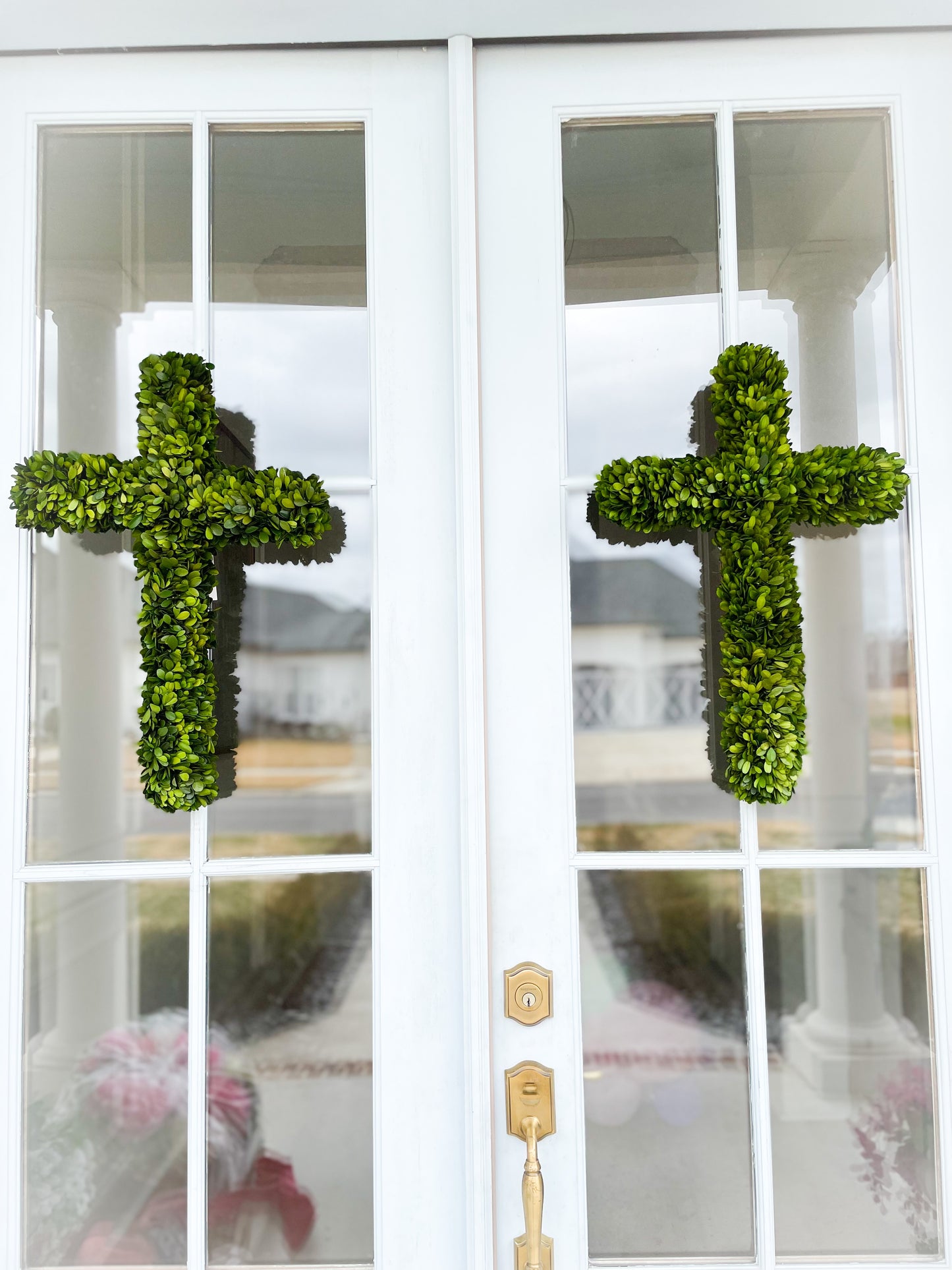 Preserved Boxwood Cross Wreath