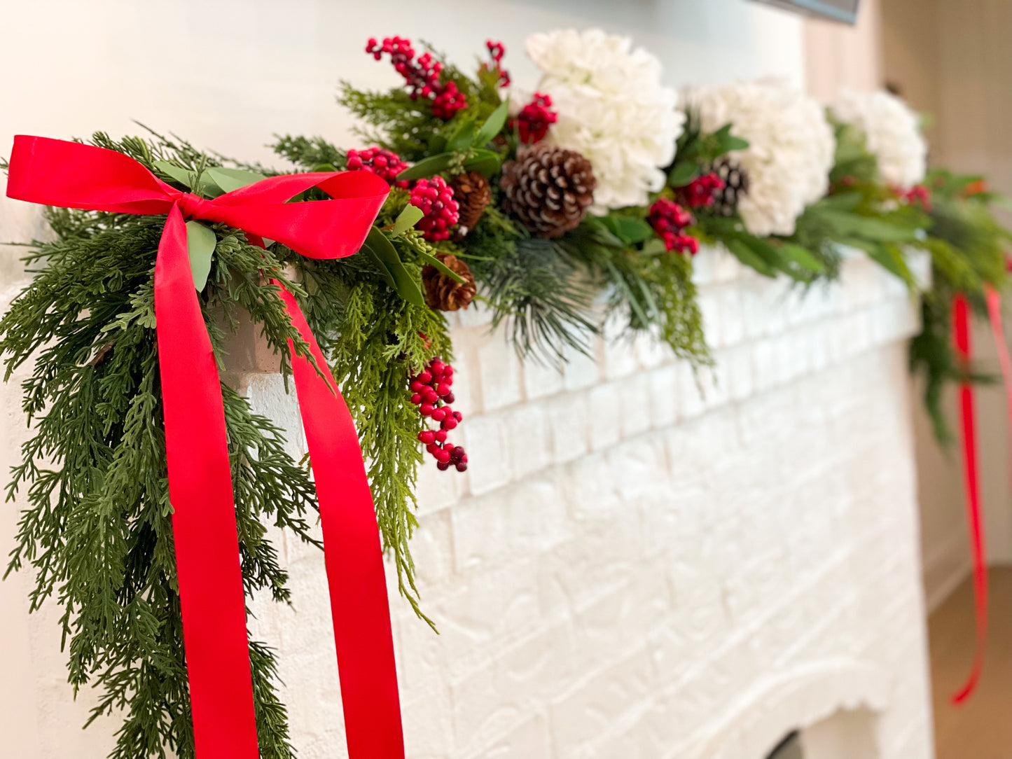 The Deck The Halls Blanc Box