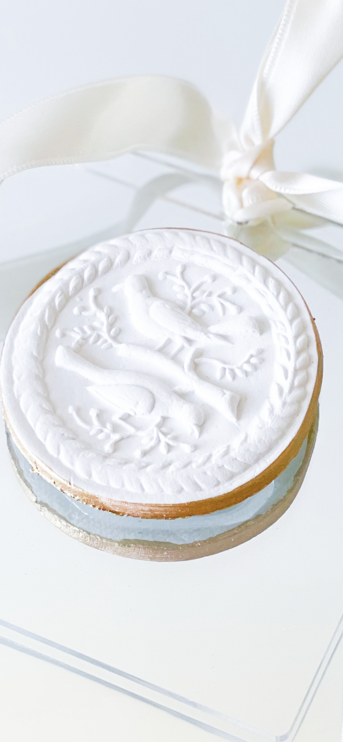 Cardinals Intaglio Ornament With Acrylic Back