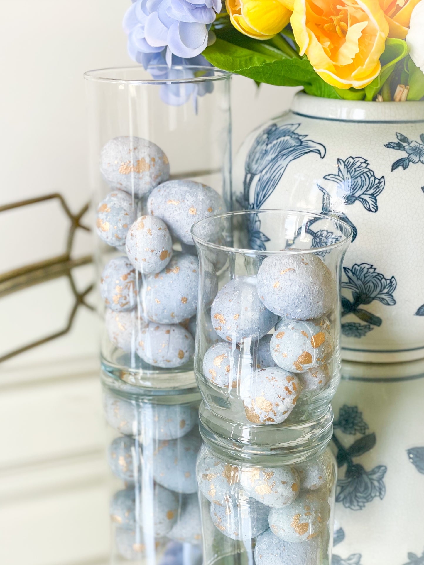 Bag Of 12 Gilded Bloomsbury Eggs Light Blue