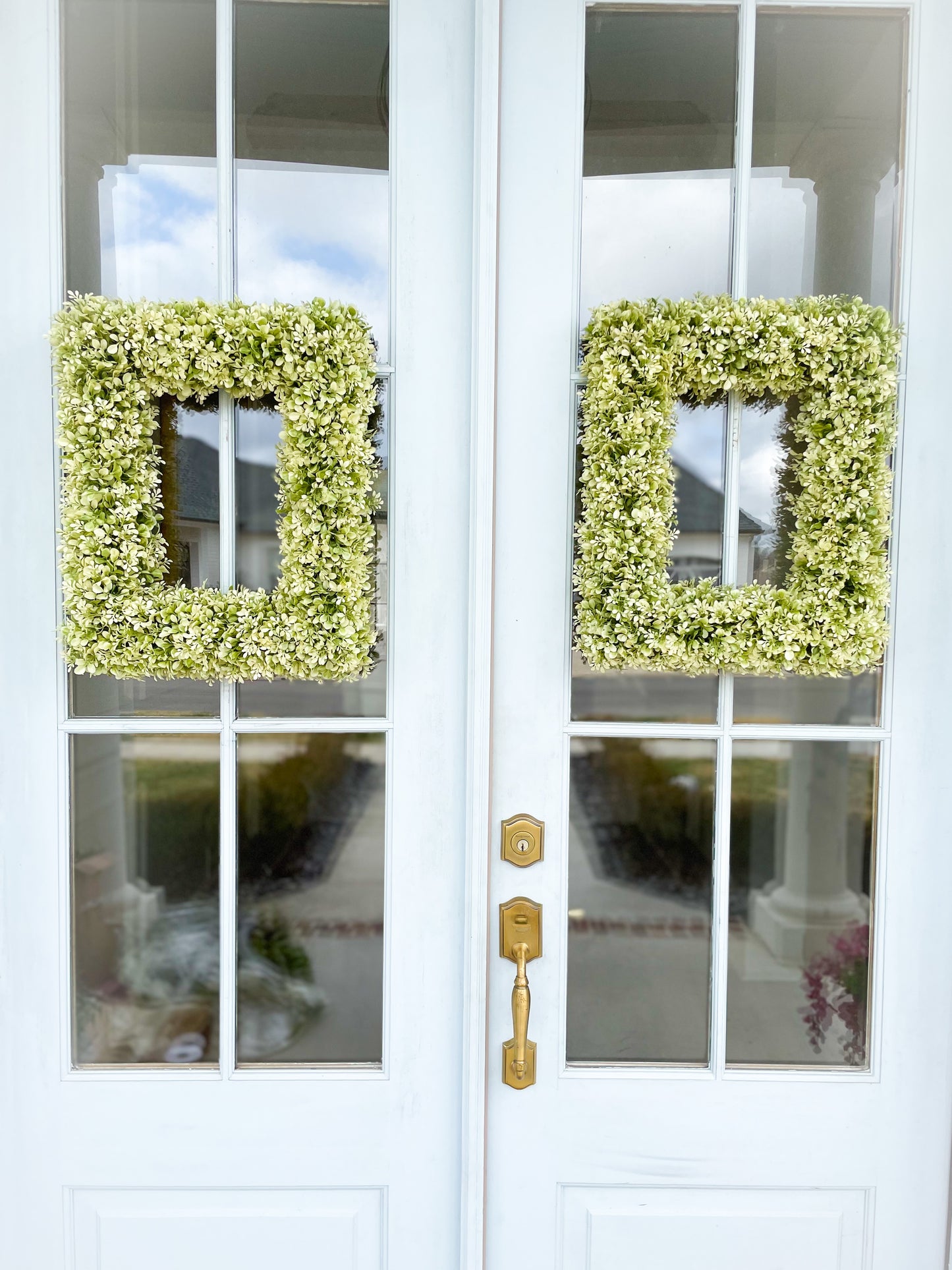 Cream And Green Boxwood Rectangle Wreath