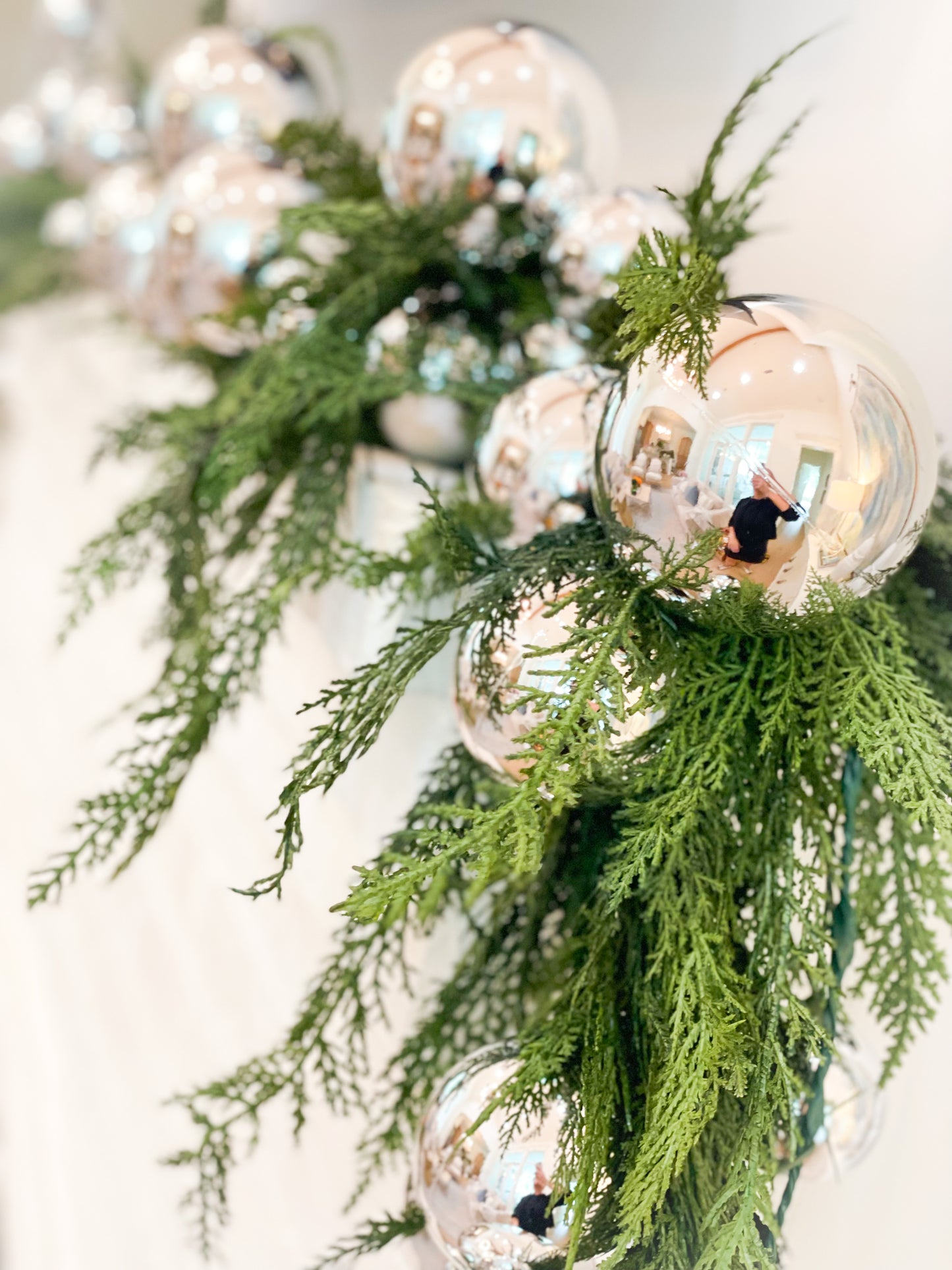 10’ Silver Ornament Garland
