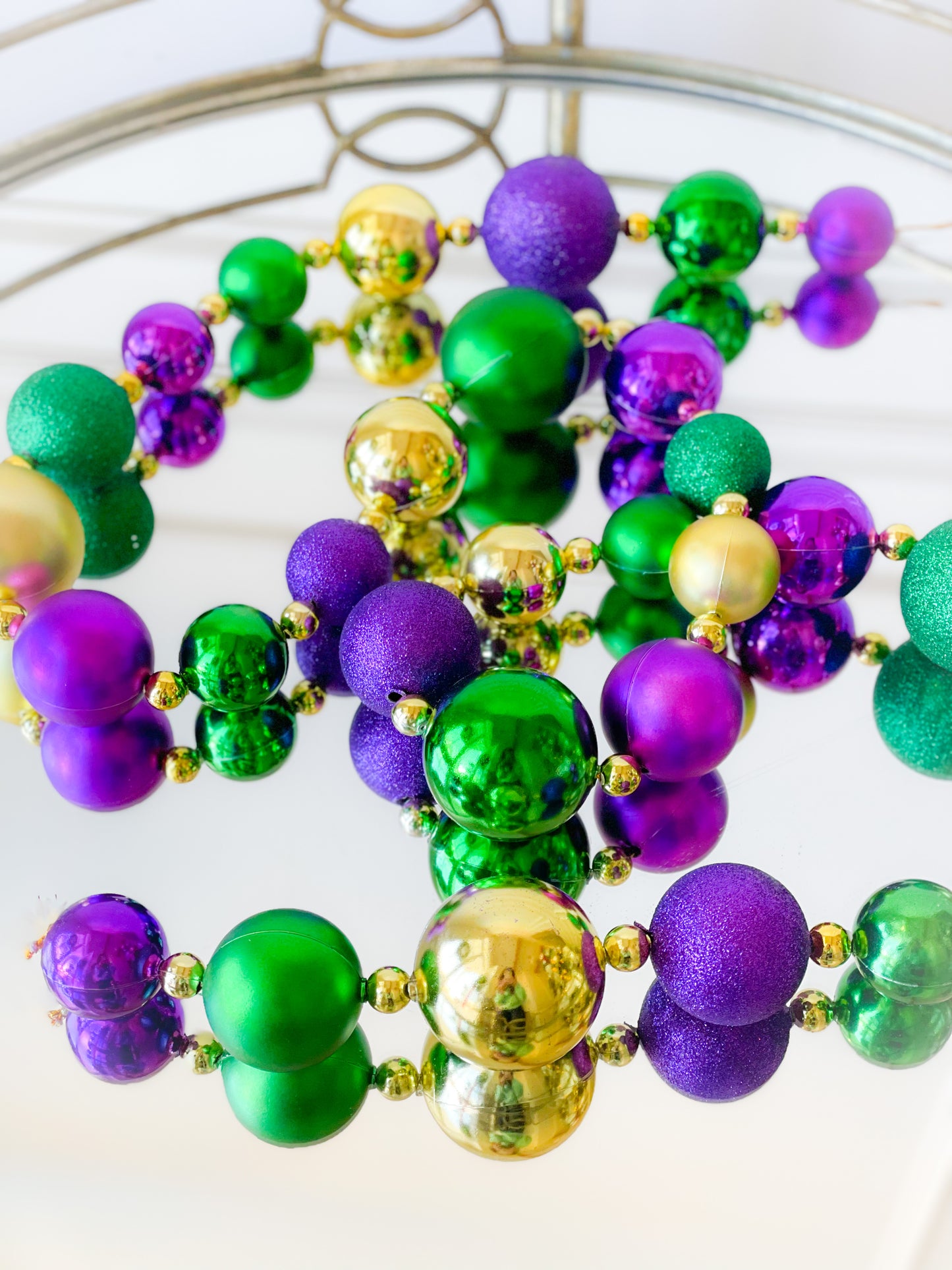 Mardi Gras Ball Garland