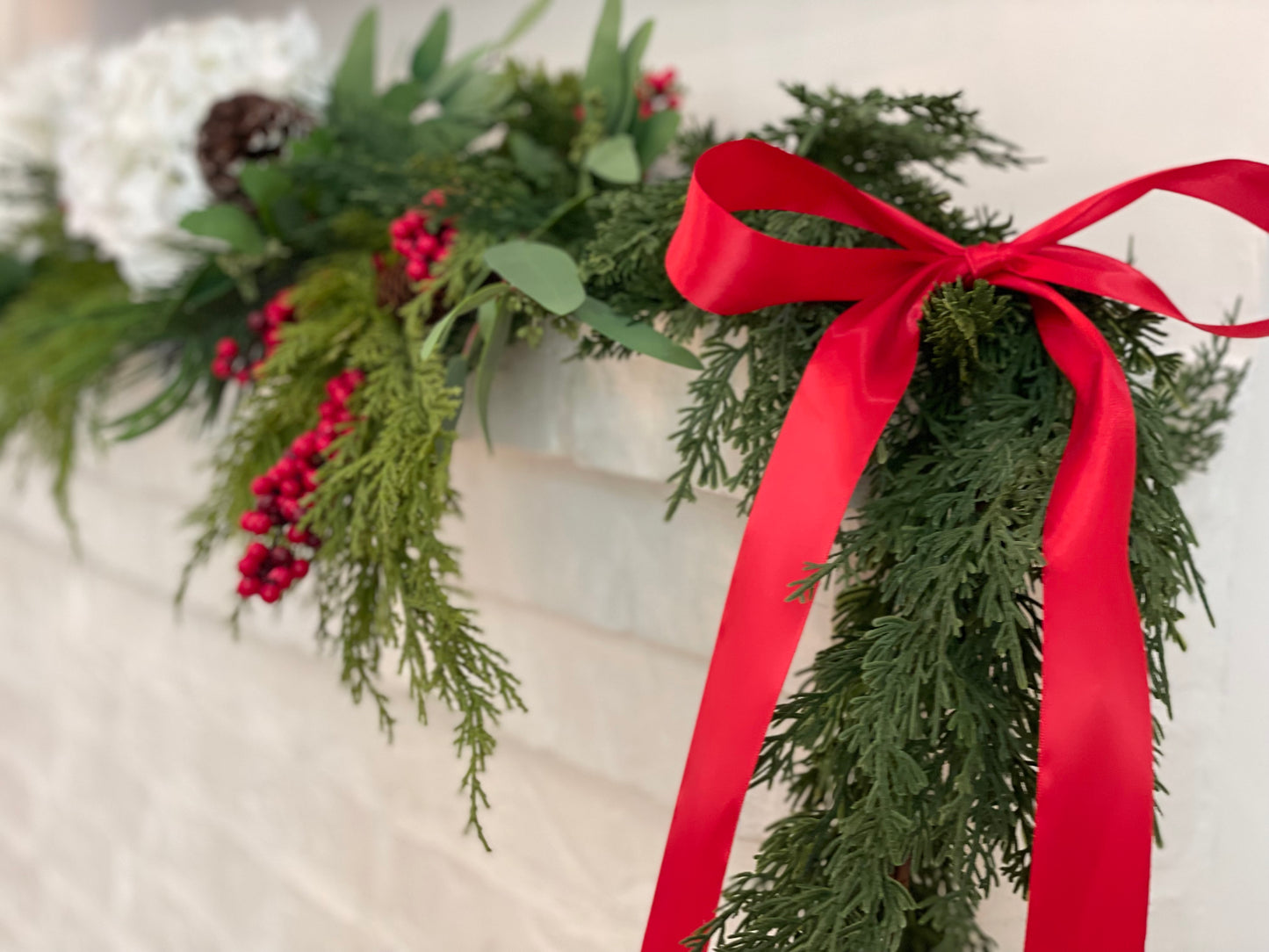 The Deck The Halls Blanc Box