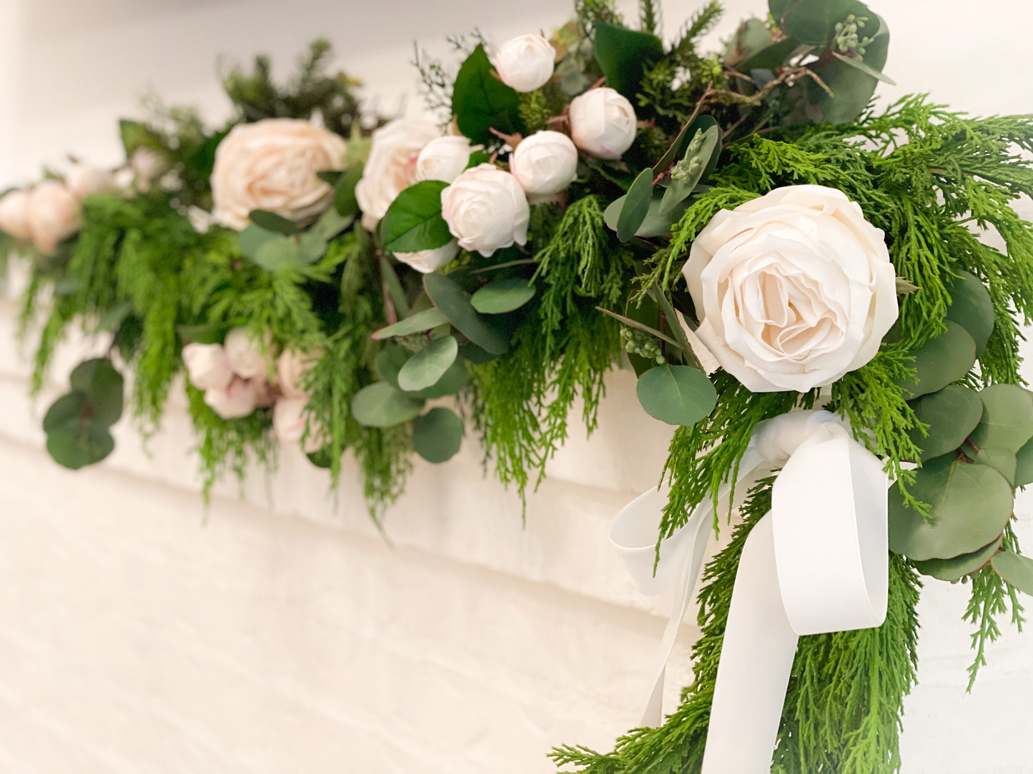 Winter Rose Mantle Blanc Box